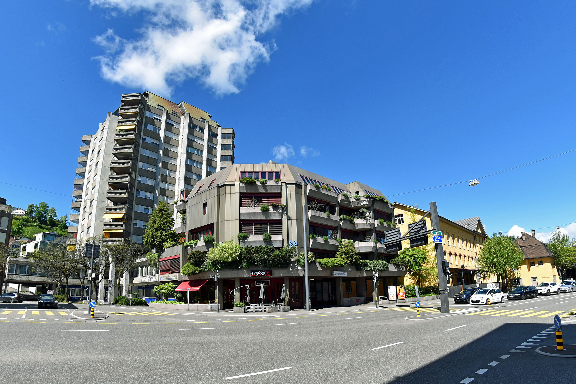 Wohn- und Geschäftshaus an zentraler Lage