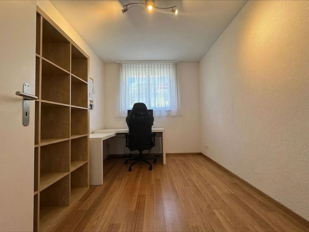 Photo 7