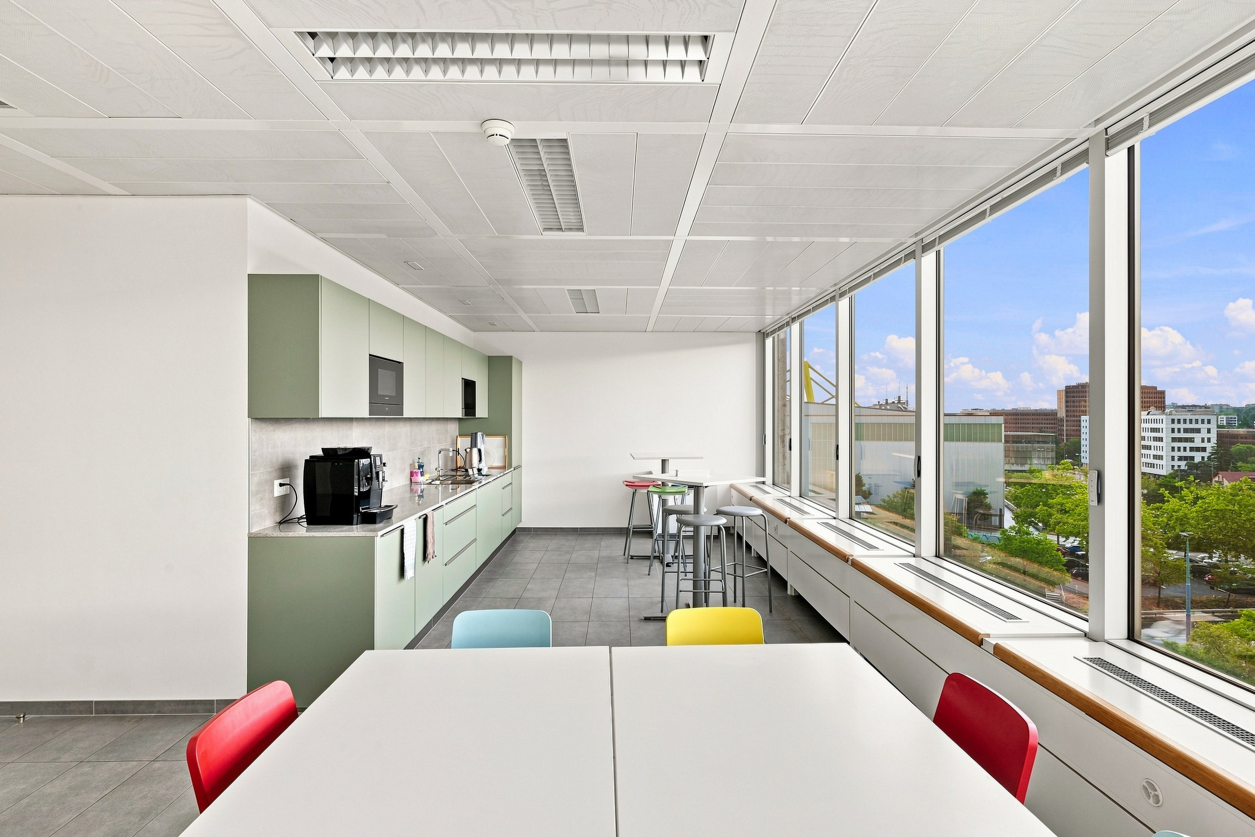 Interior view 9