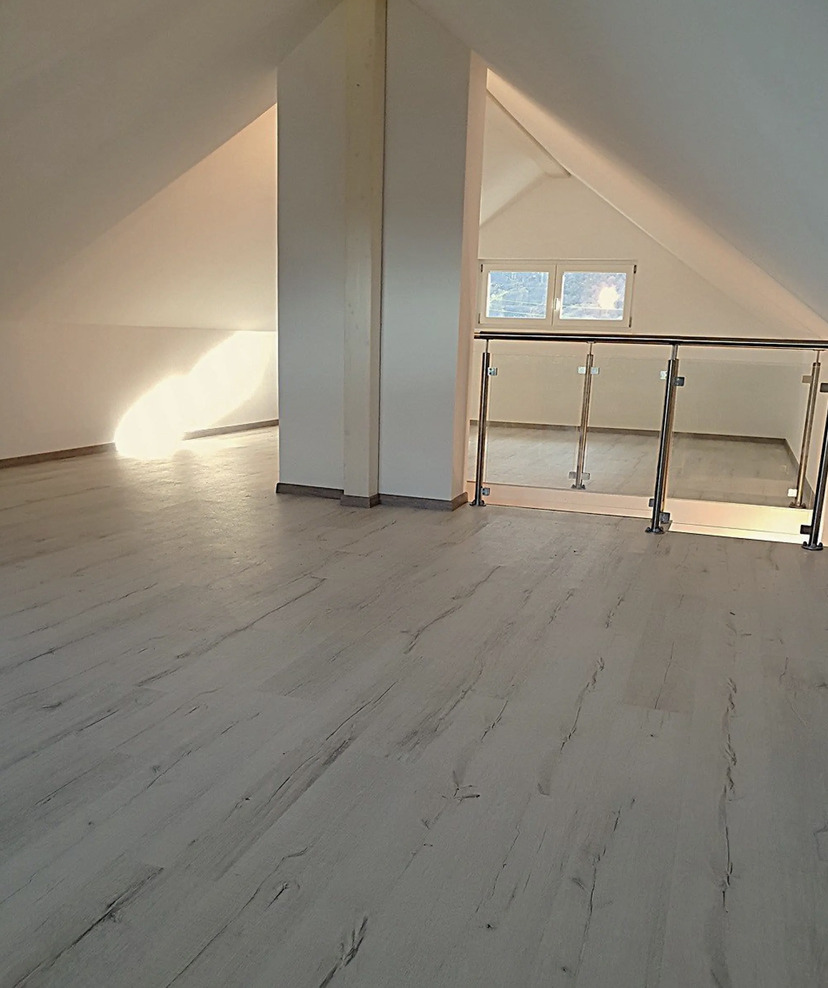 Interior view 4