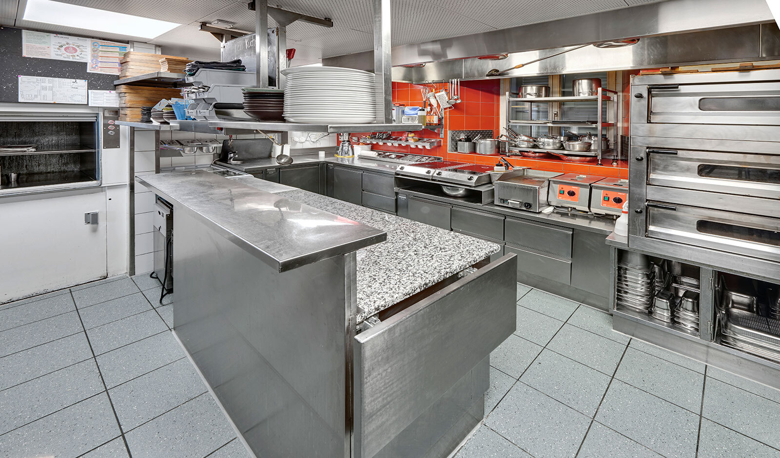 Interior view 3
