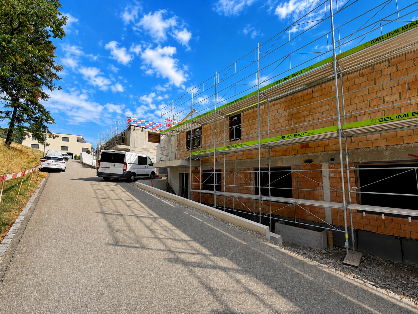 Exterior view 3