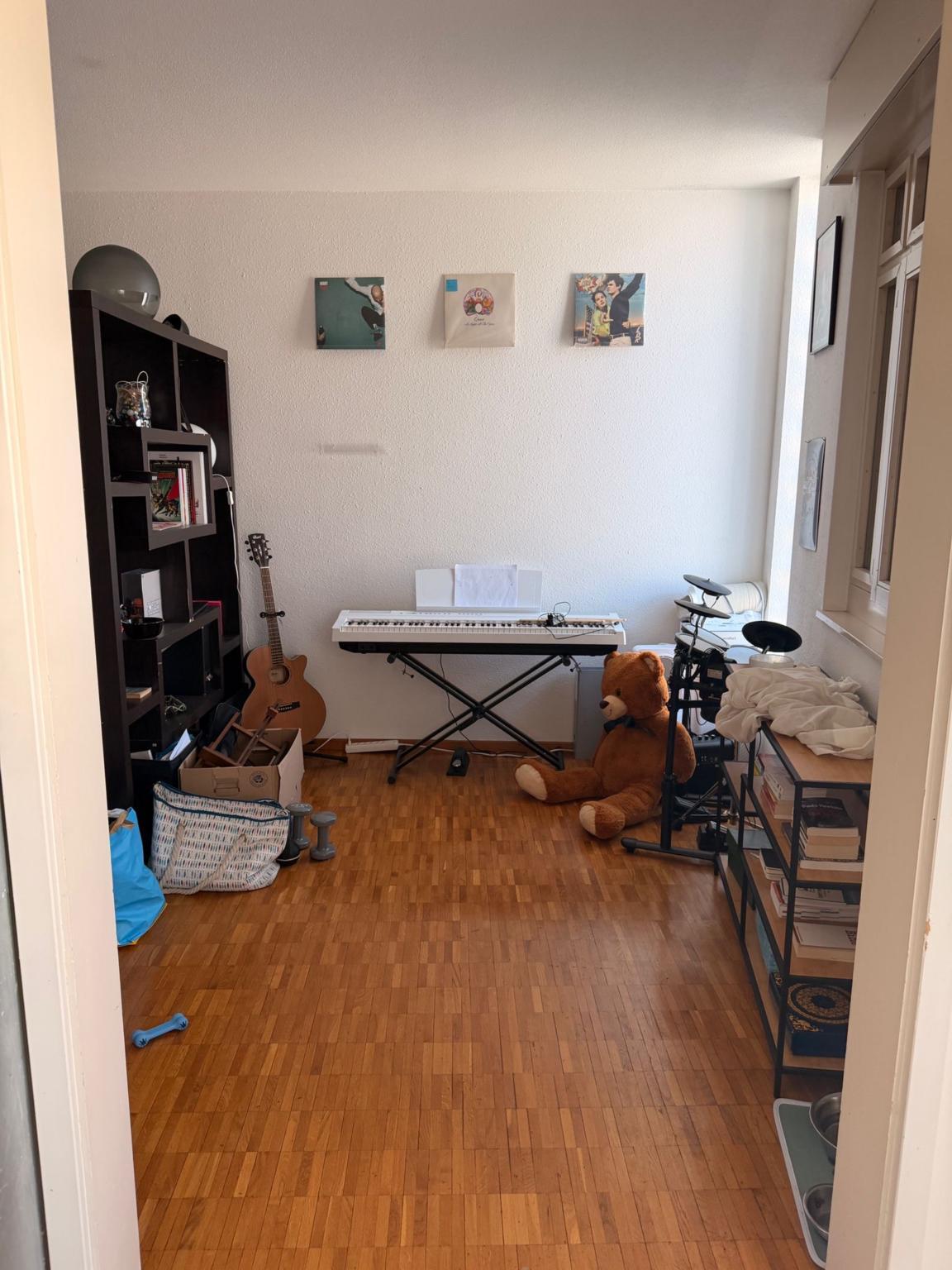 Photo 1