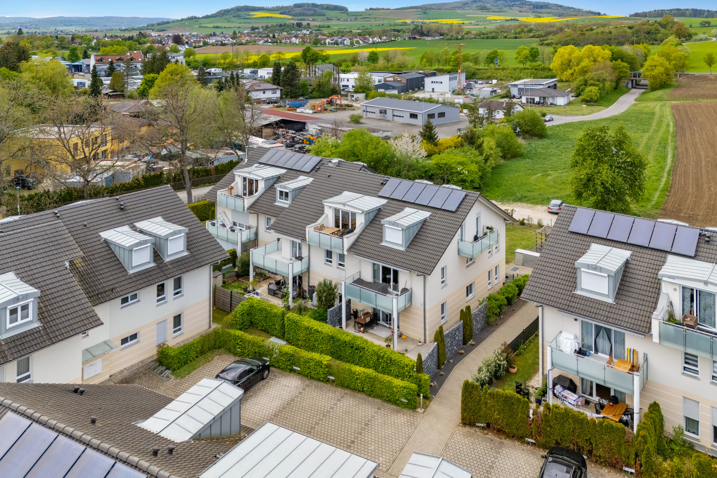 Eine helle 3 Zimmer Wohnung mit sonnenverwöhntem Balkon. Eine helle 3 Zimmer Wohnung mit sonnenverwöhntem Balkon.