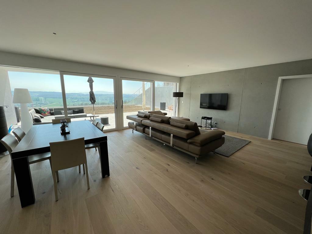 Appartement similaire aux finitions terminées