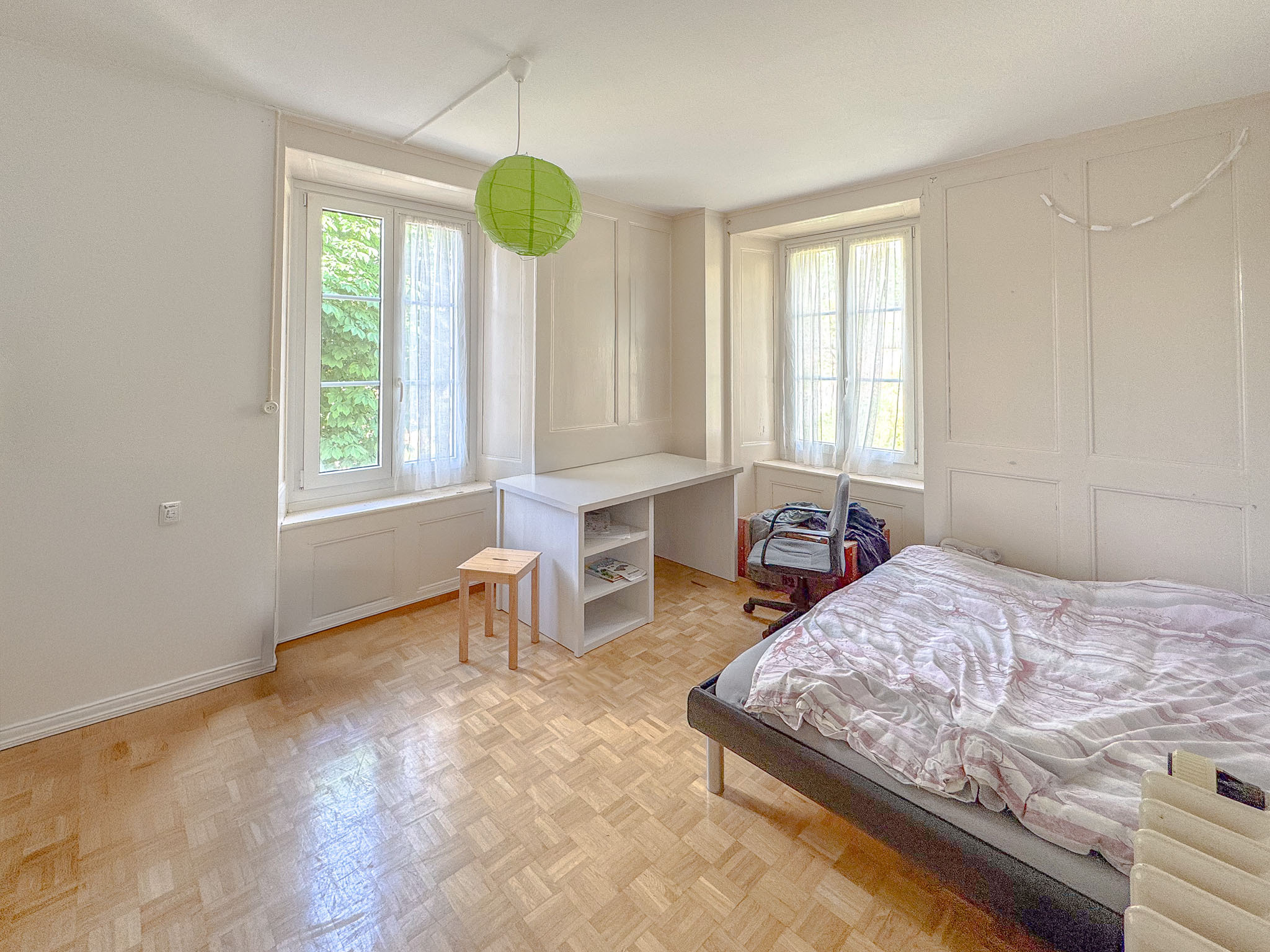 Appartement 6 pces au 1er étage - chambre no 2 Appartement 6 pces au 1er étage - chambre no 2