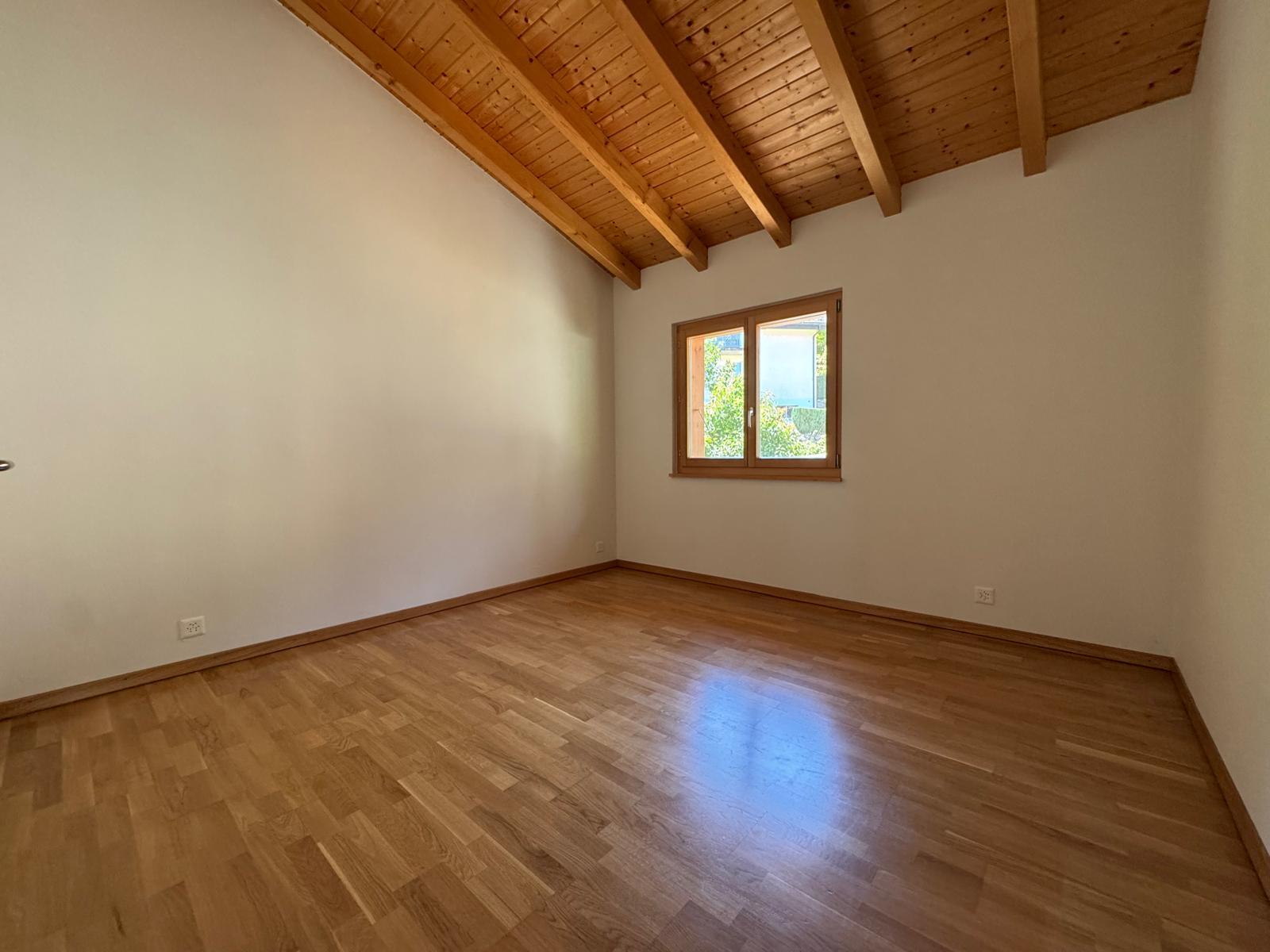 Interior view 6