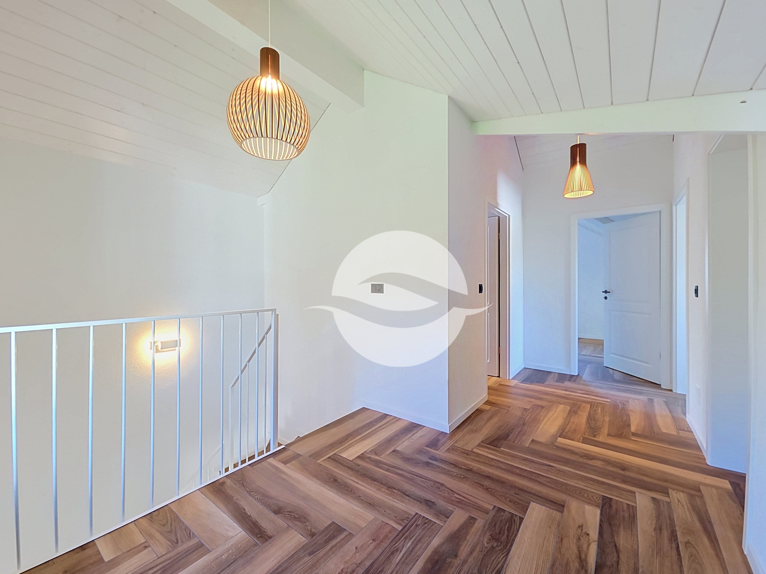 Interior view 6