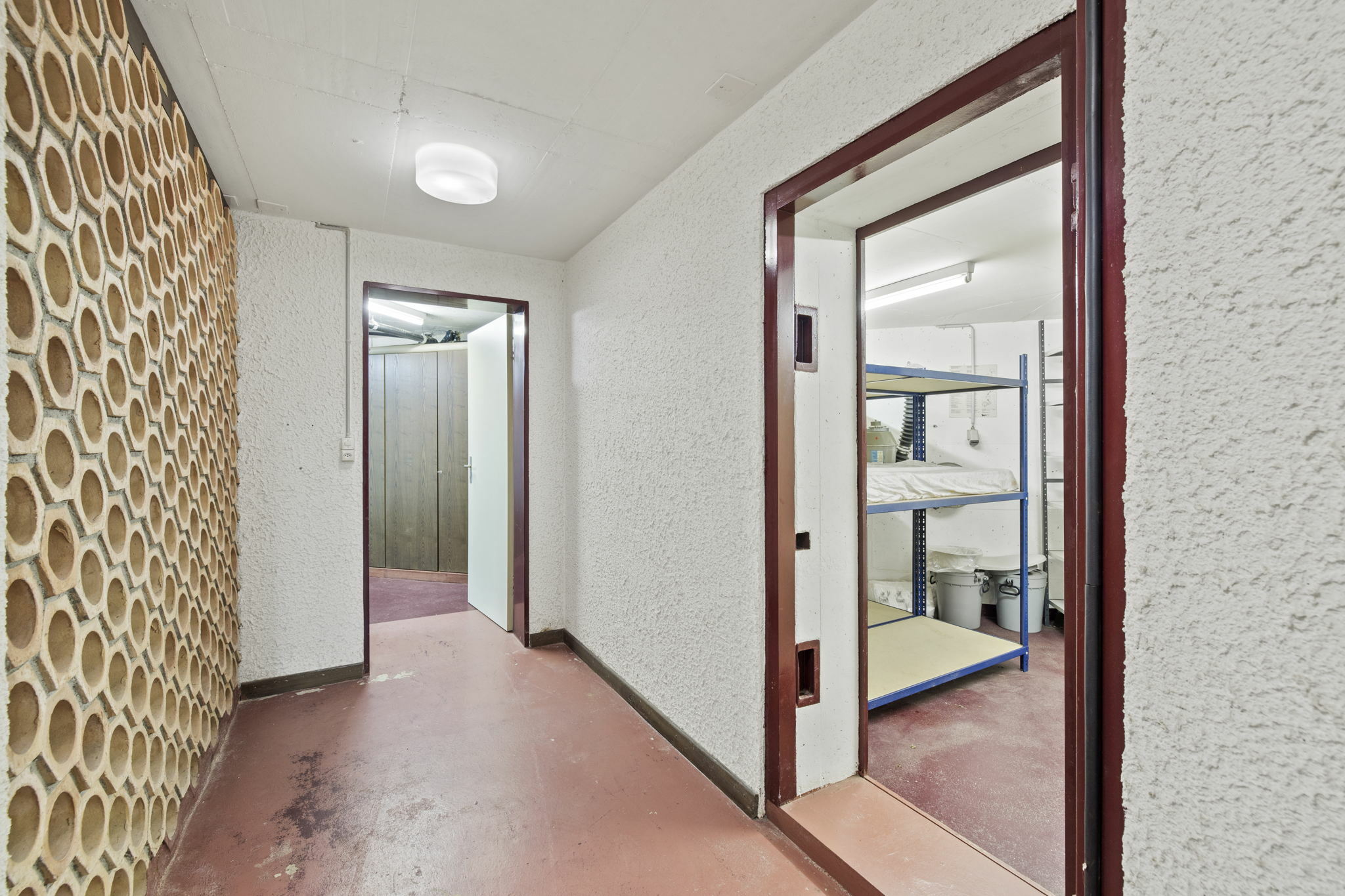 Zugang Luftschutzkeller und Stauraum Zugang Luftschutzkeller und Stauraum