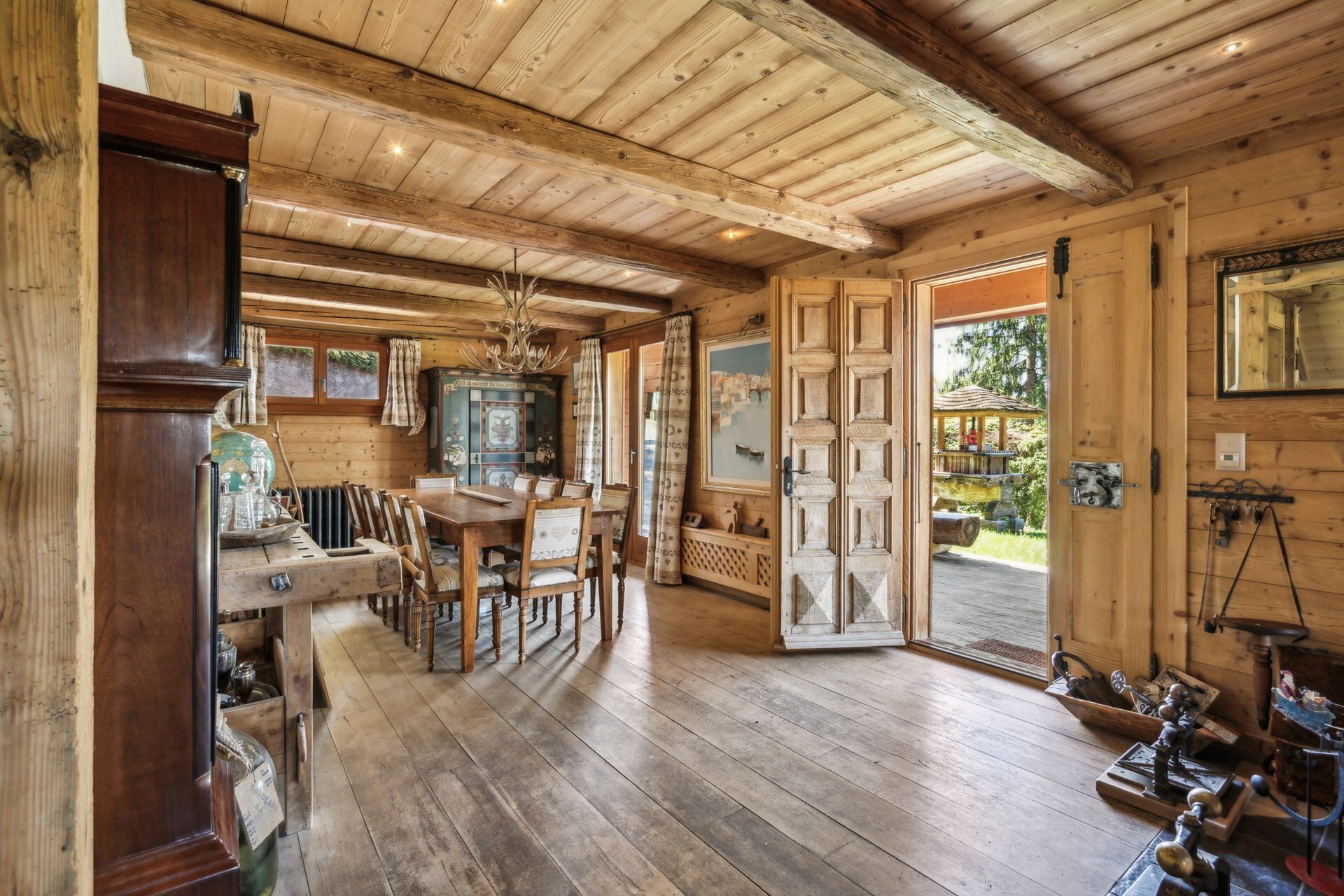 Entrance - ground floor