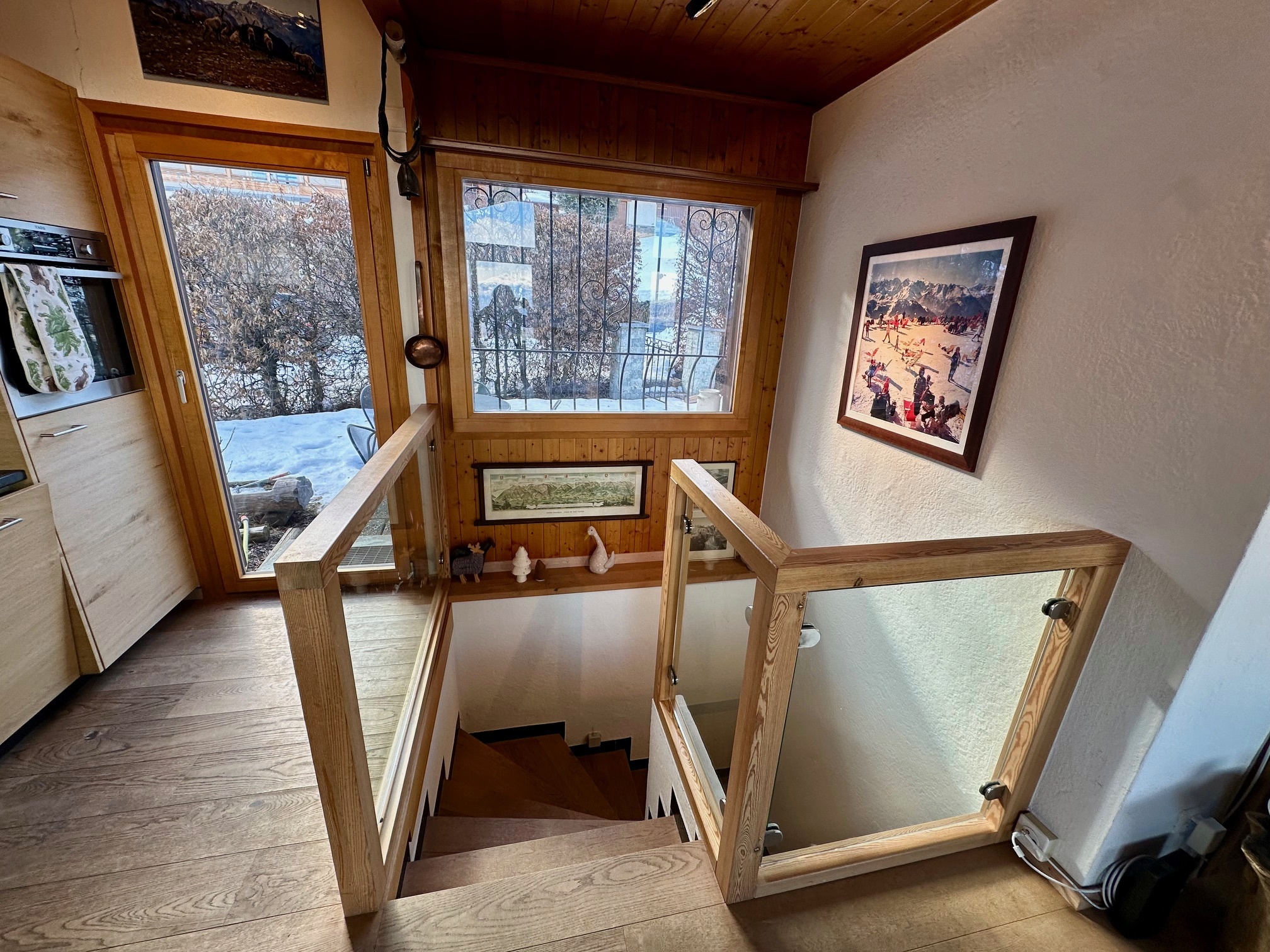 Interior view 8