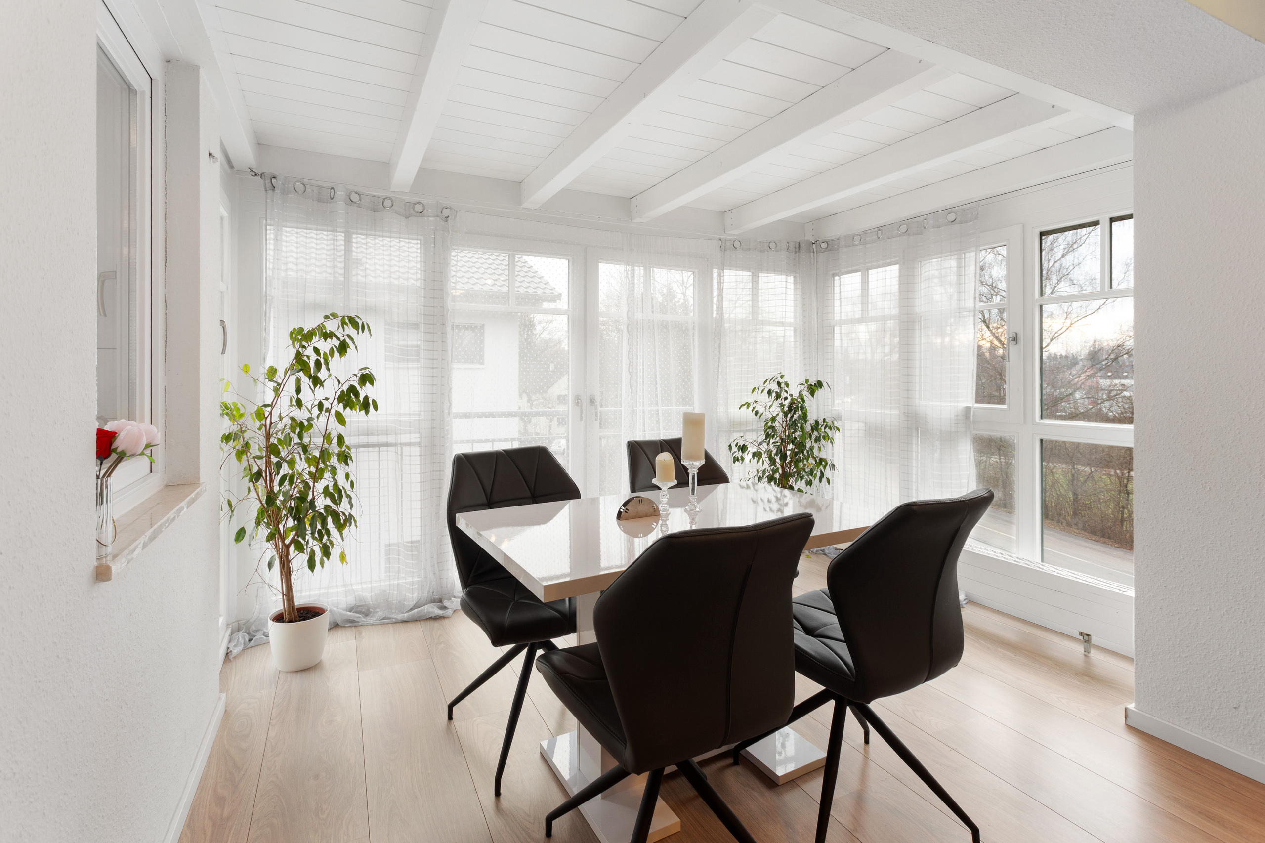 Interior view 3