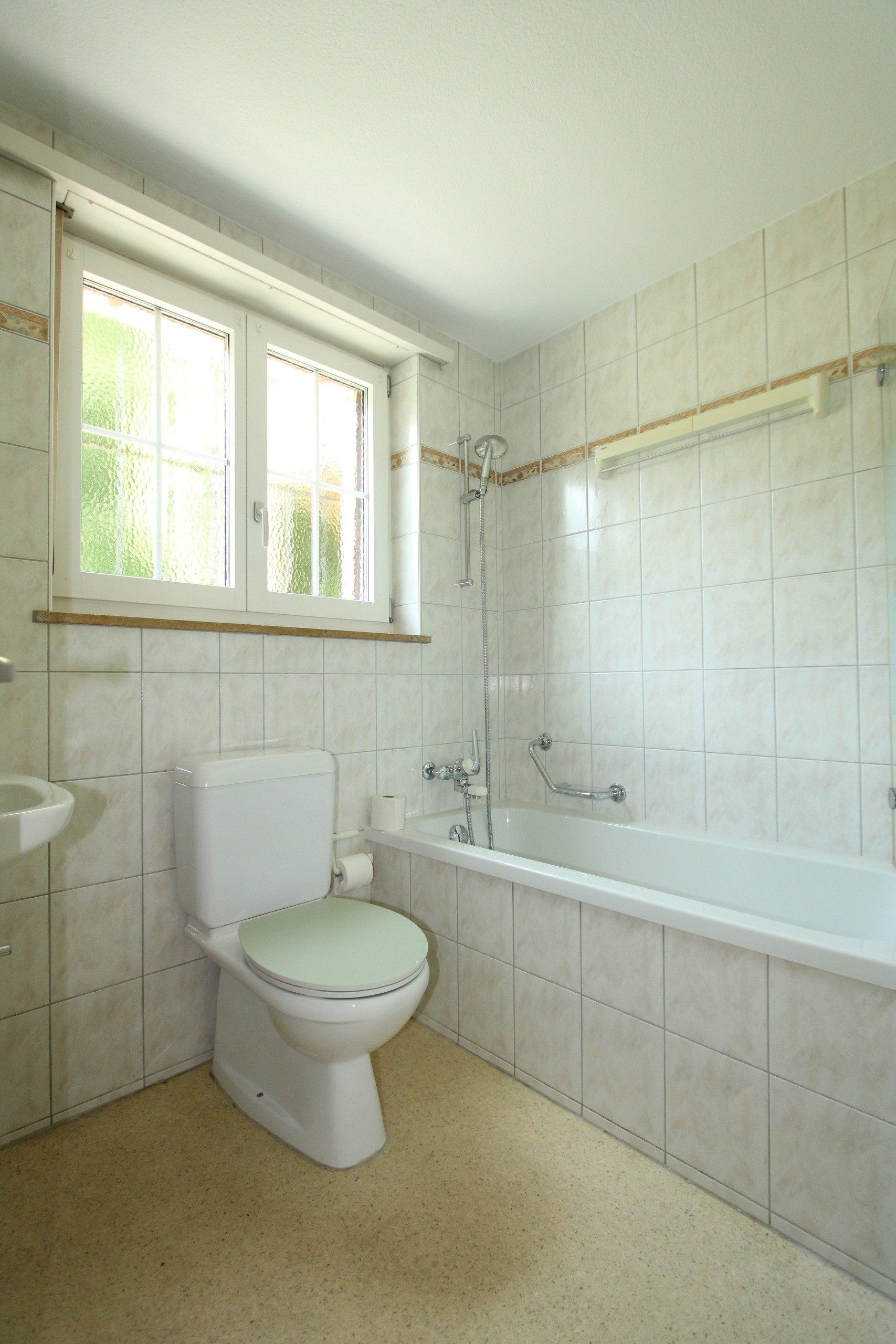 Interior view 6