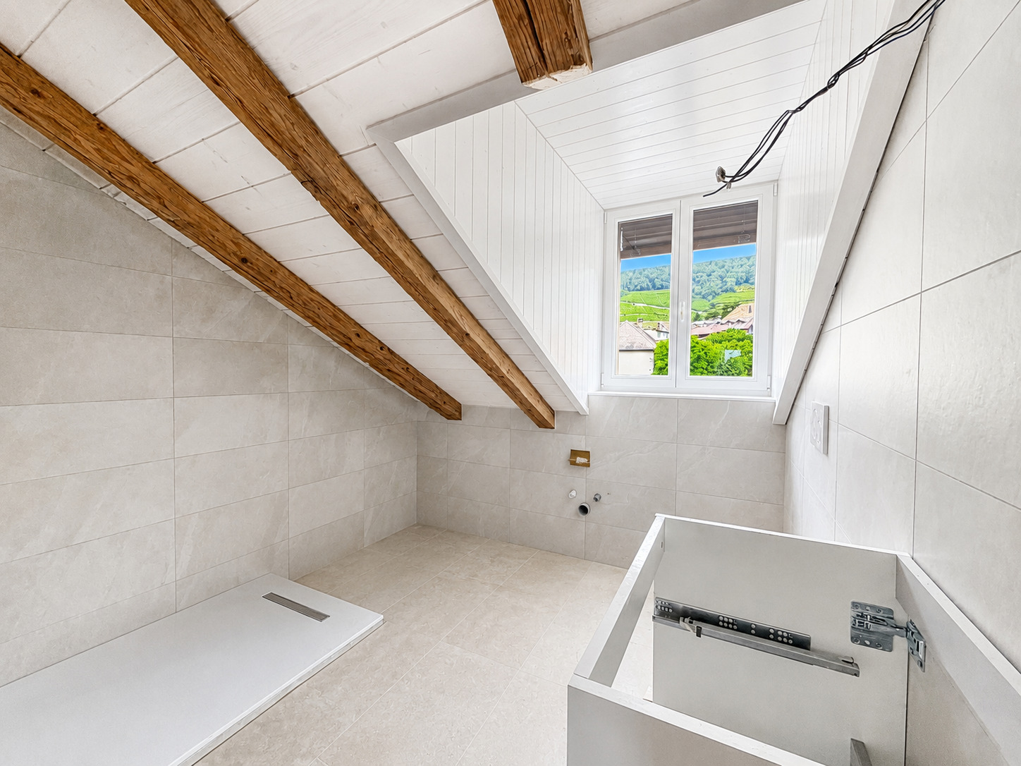 Interior view 4