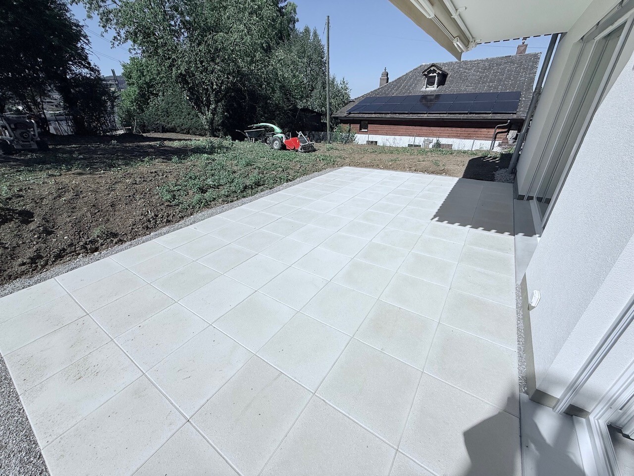 Exterior view 2