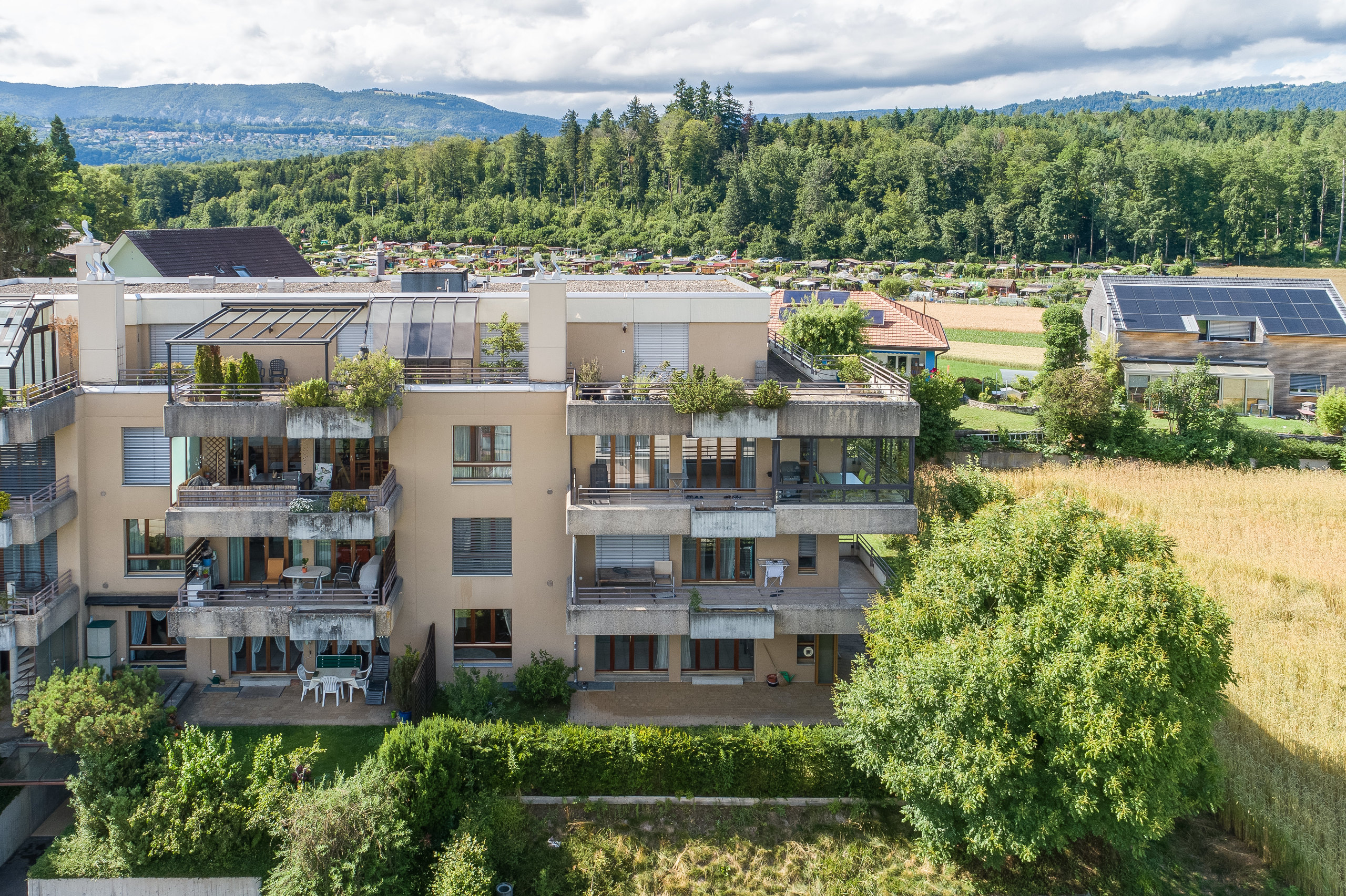 SÜDANSICHT MIT DROHNE