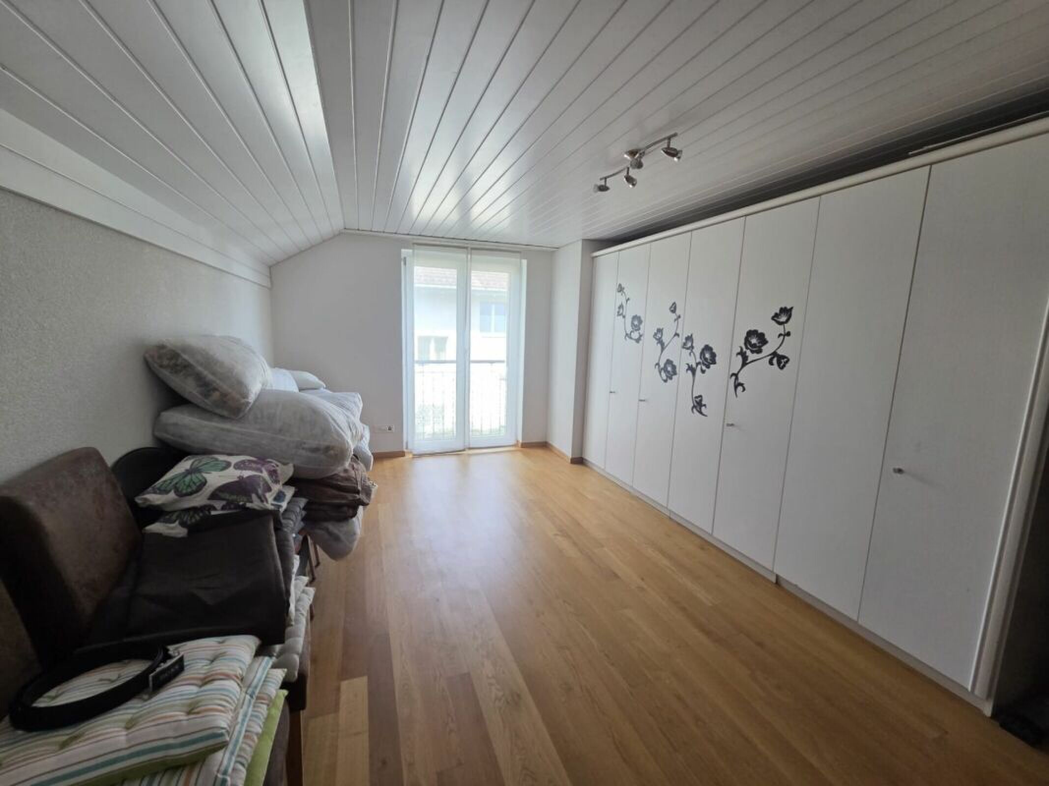 Picture 10