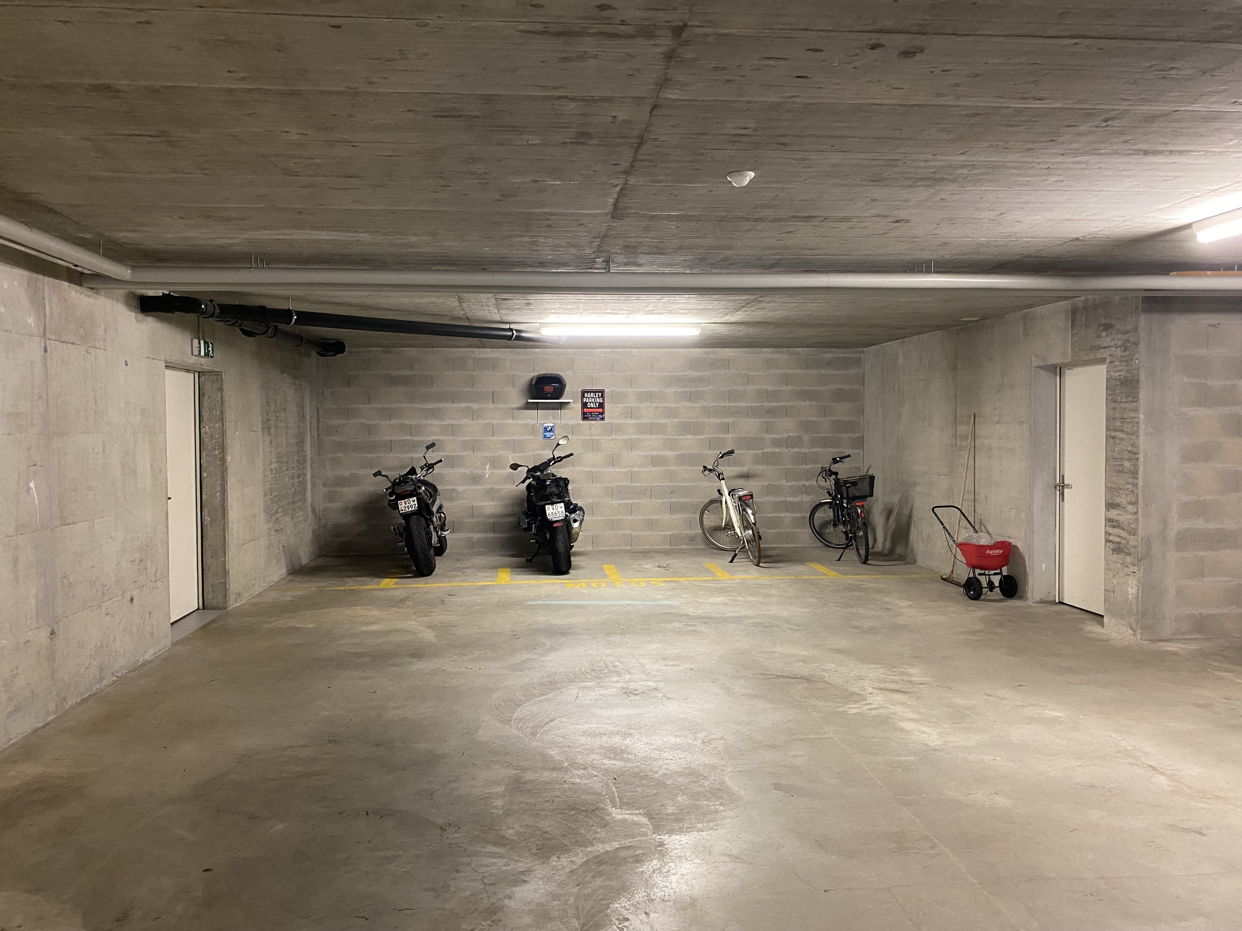 places motos/vélos places motos/vélos