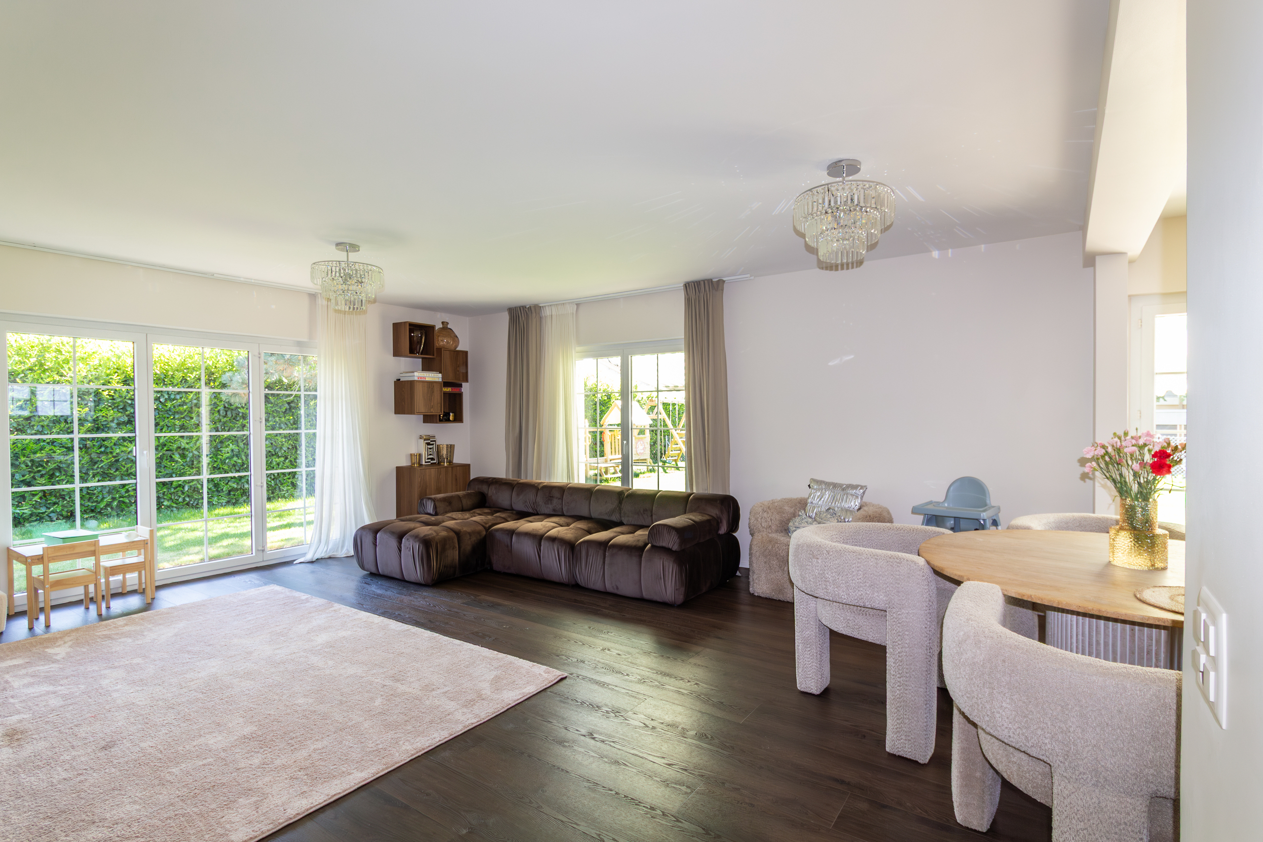 Interior view 3