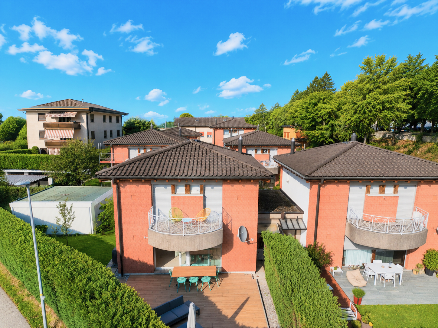 Vista esteriore 1