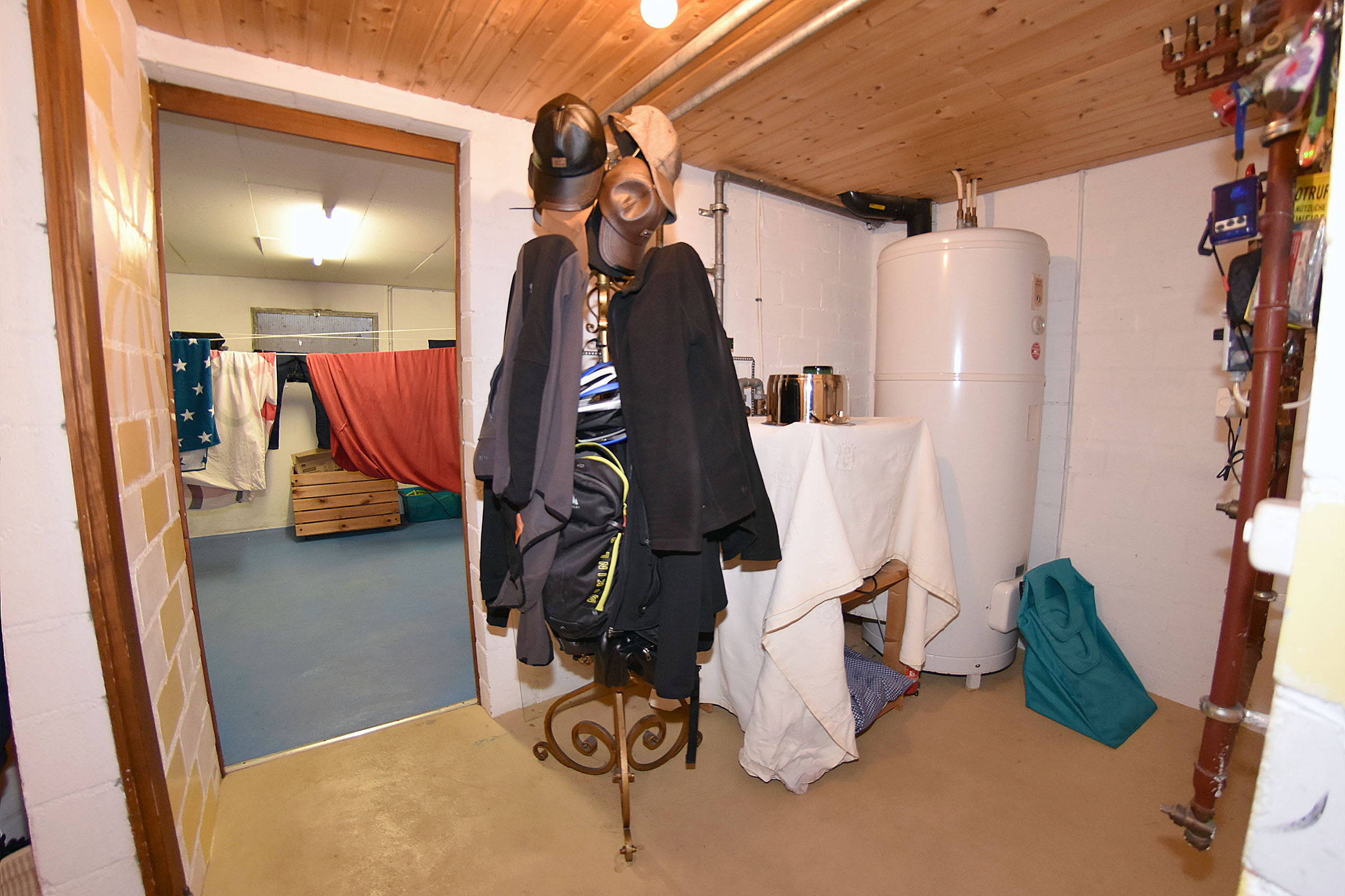 Vorplatz/Technikraum