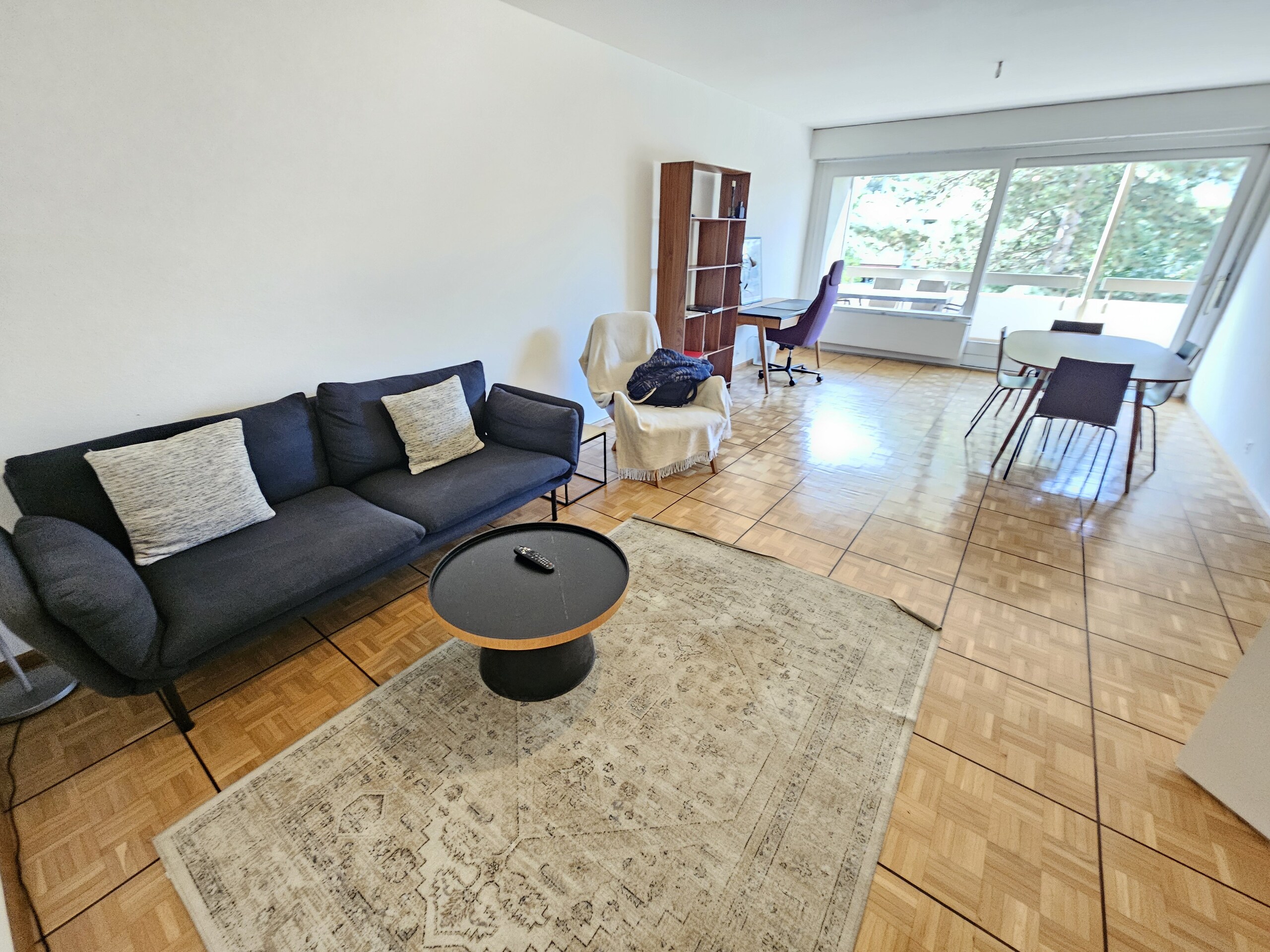 Interior view 8