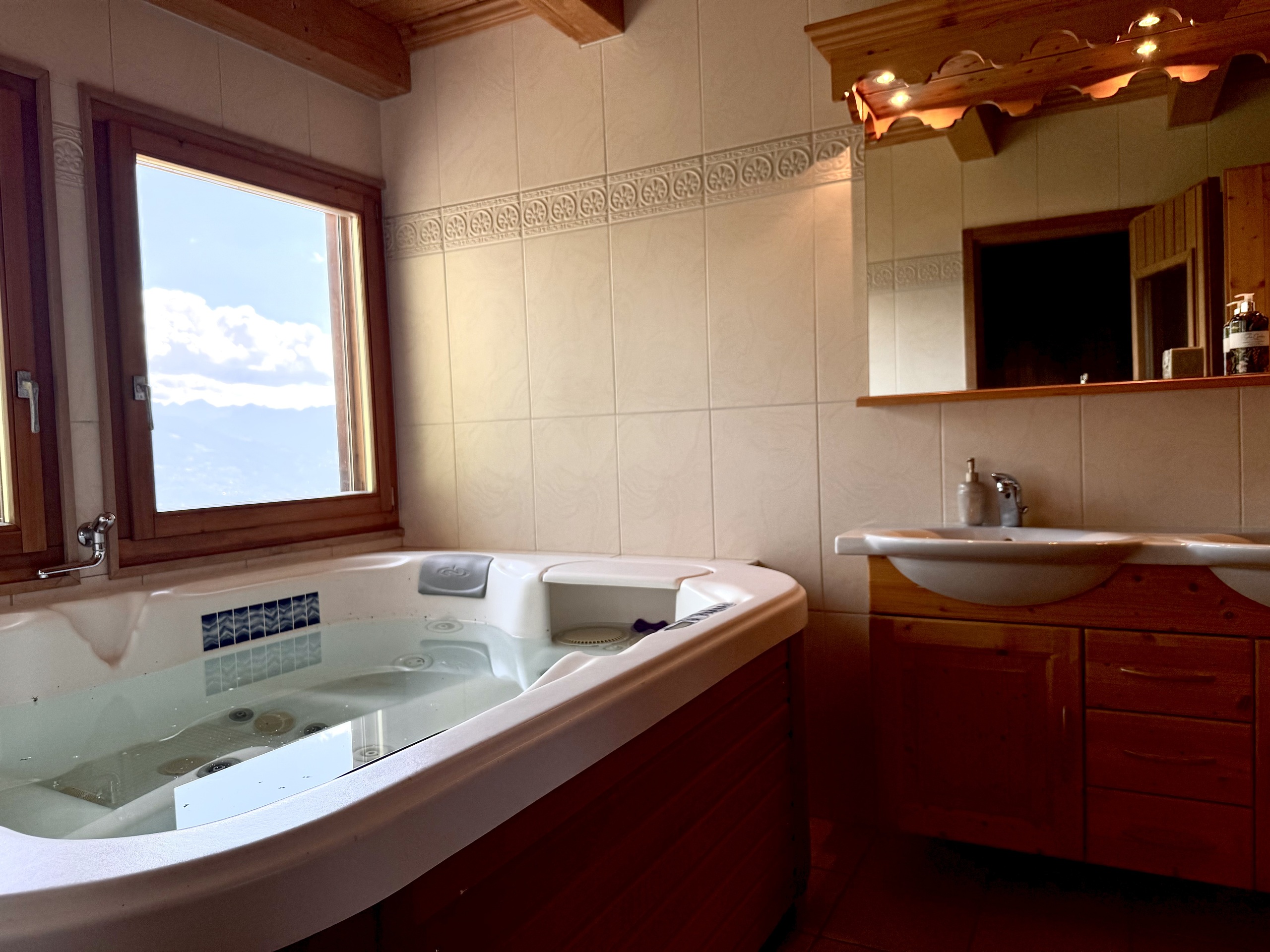 jacuzzi 1er  jacuzzi 1er