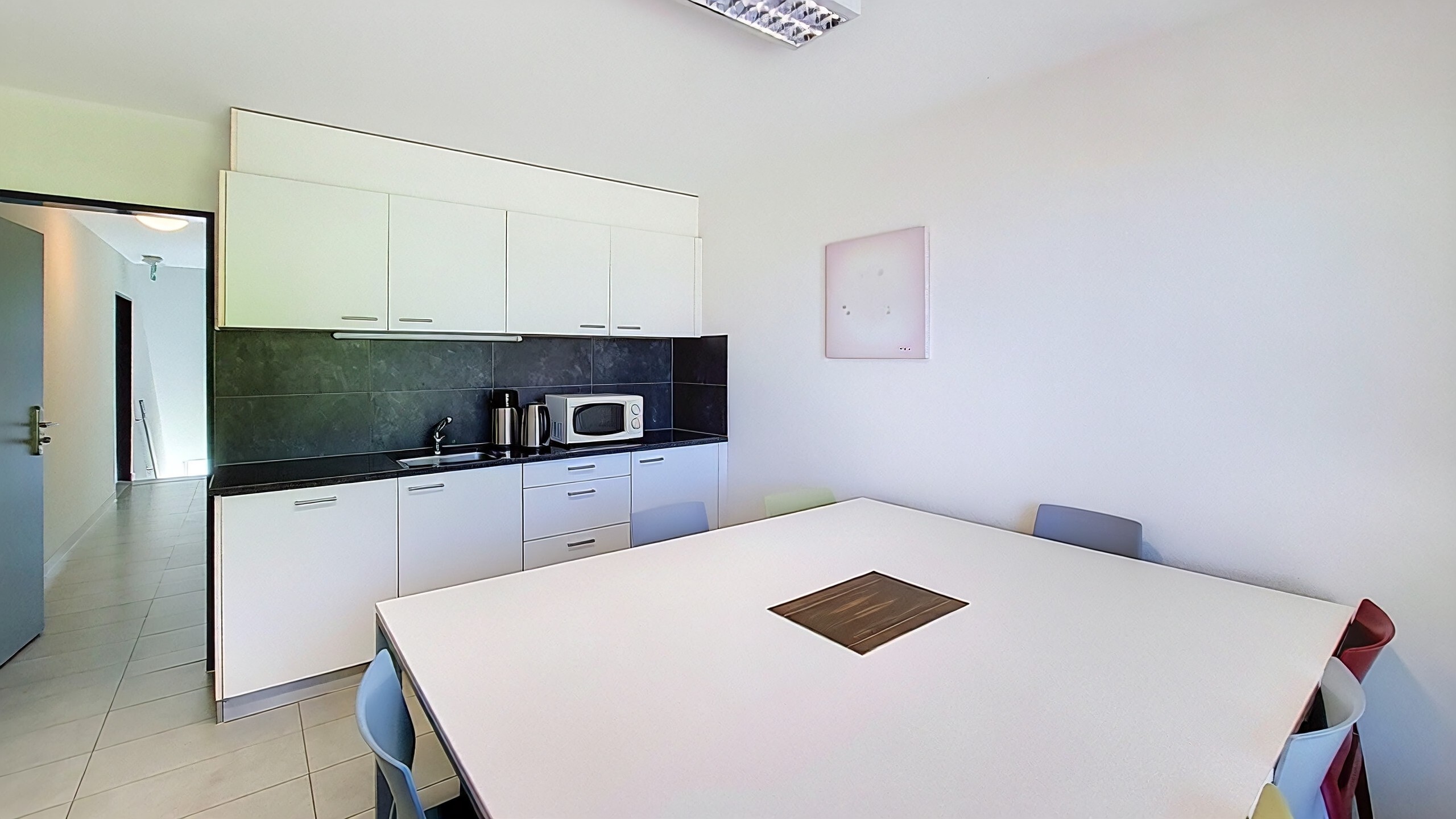 Interior view 7