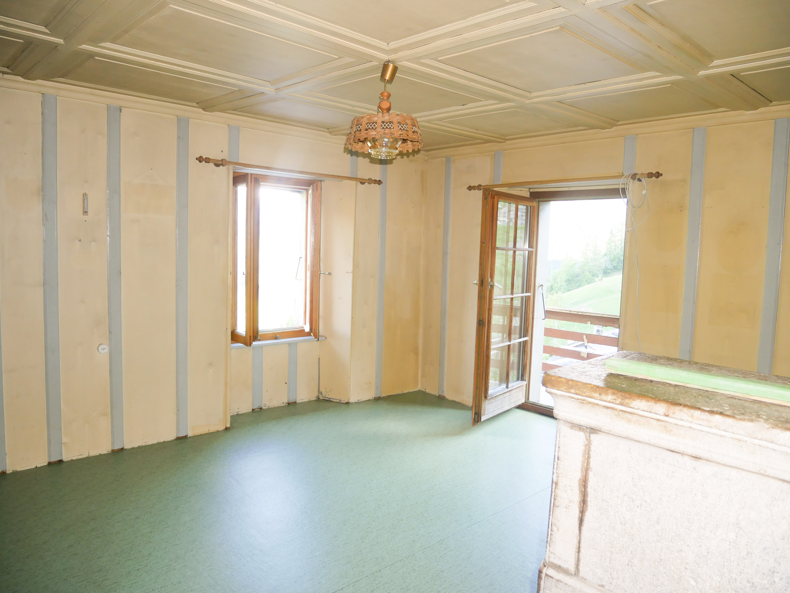 Interior view 9