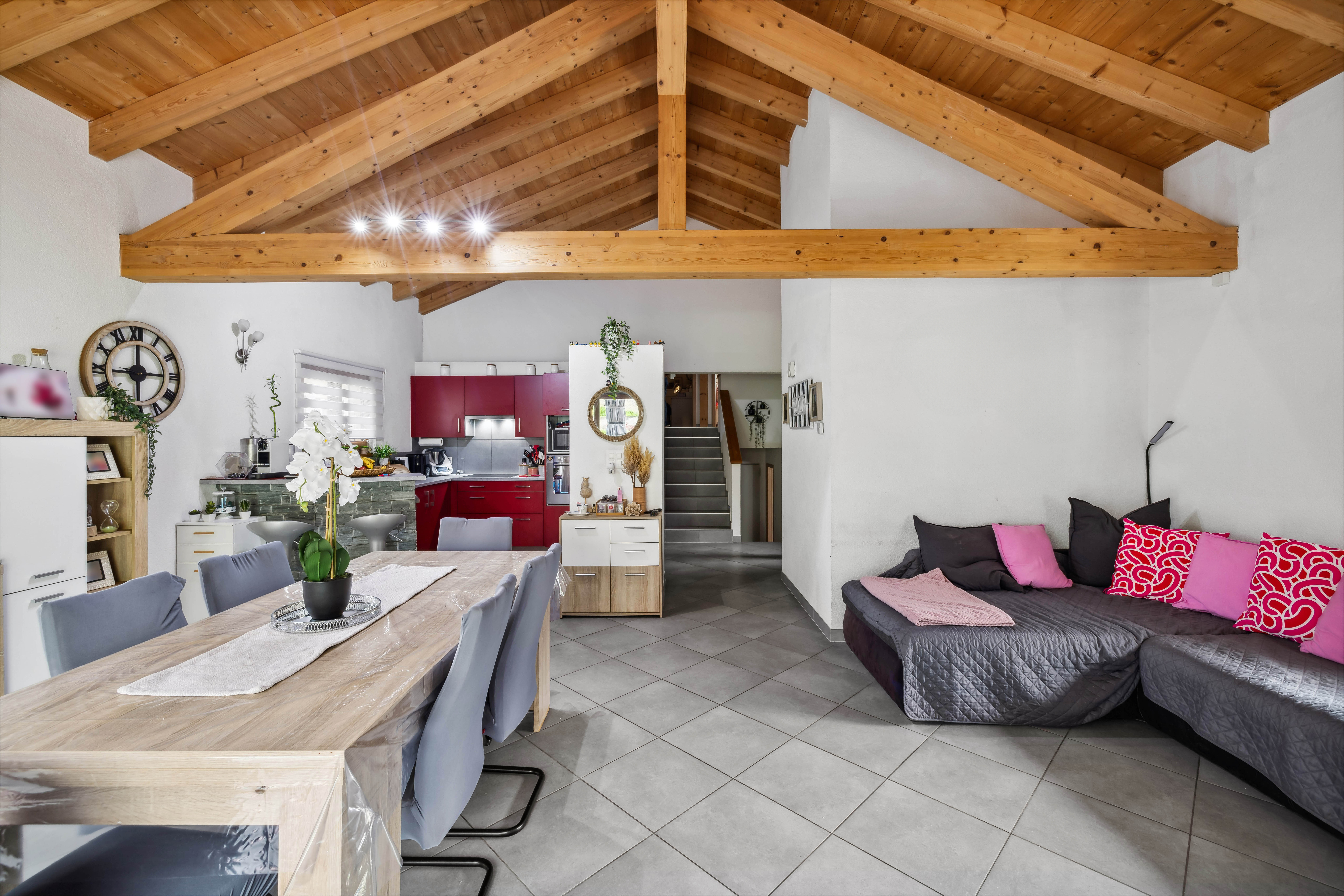 Blick auf die Tagseite und den Nachtzugang Blick auf die Tagseite und den Nachtzugang