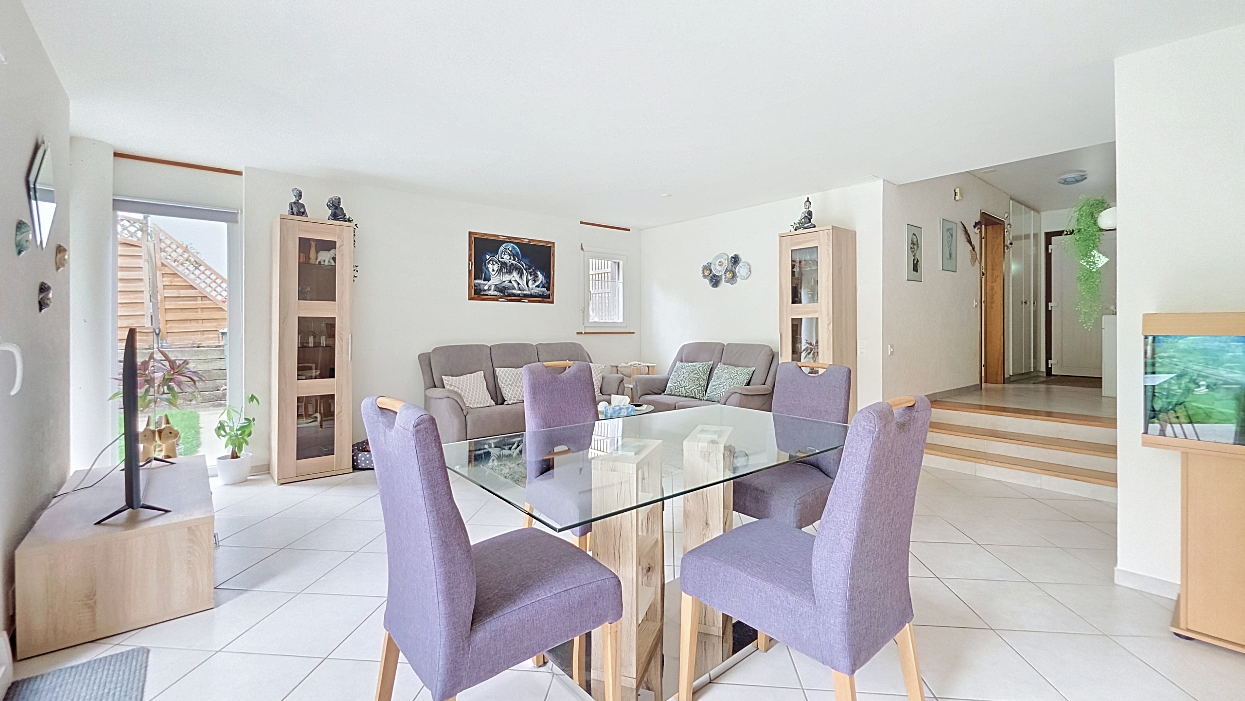 Séjour / salle à manger - rez inférieur Séjour / salle à manger - rez inférieur