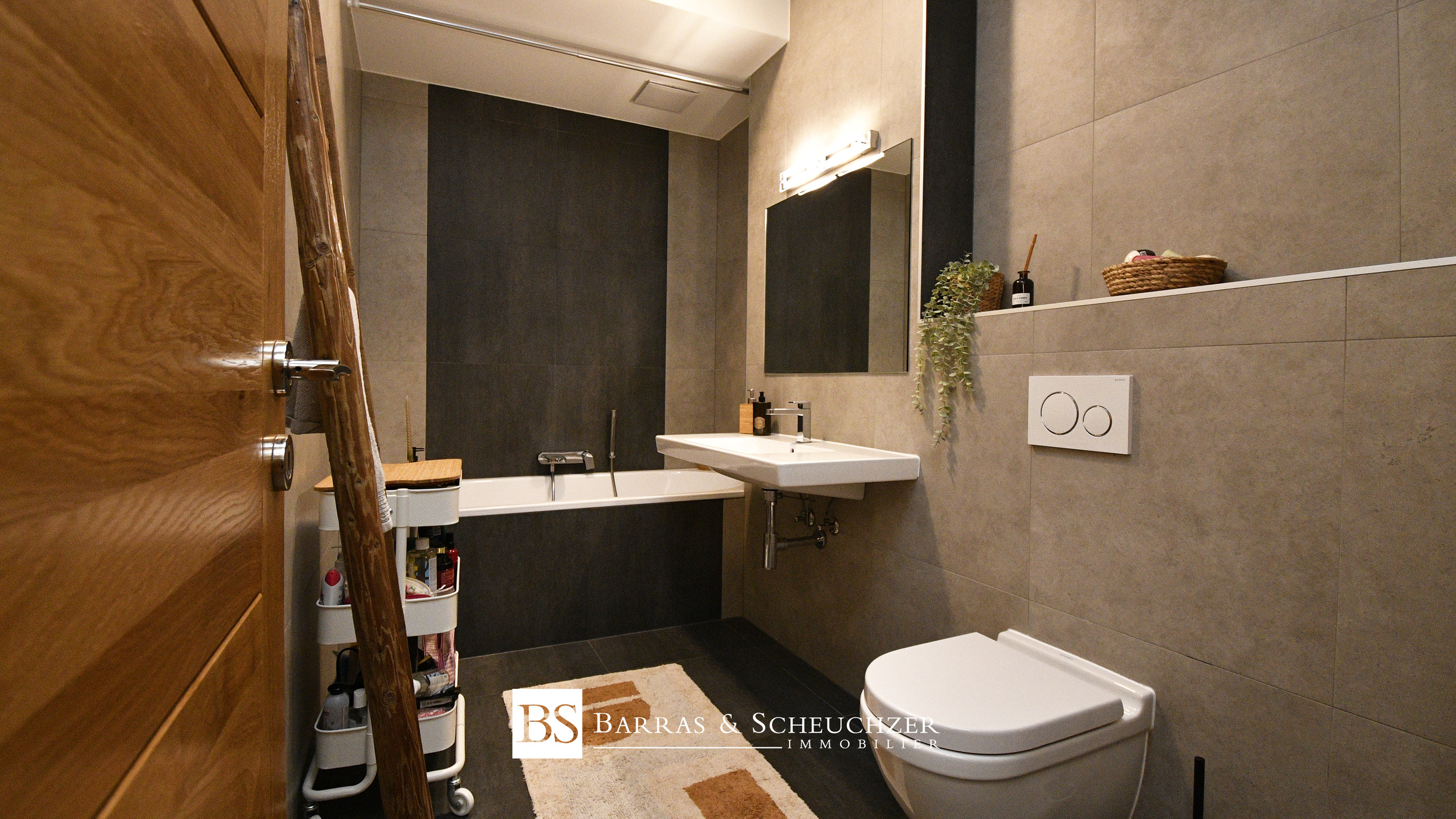 Salle de bain - rez inférieur Salle de bain - rez inférieur