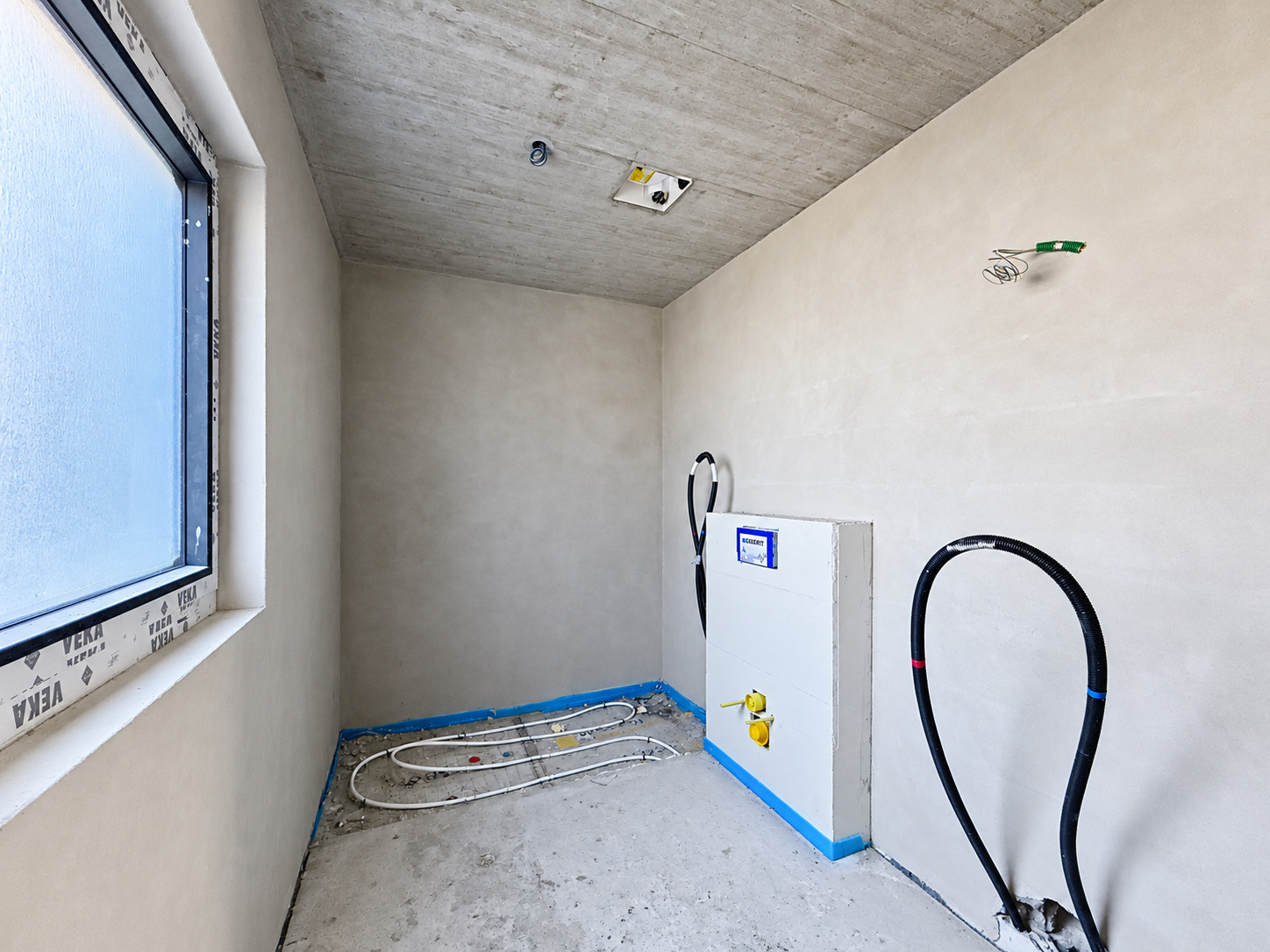 Interior view 4
