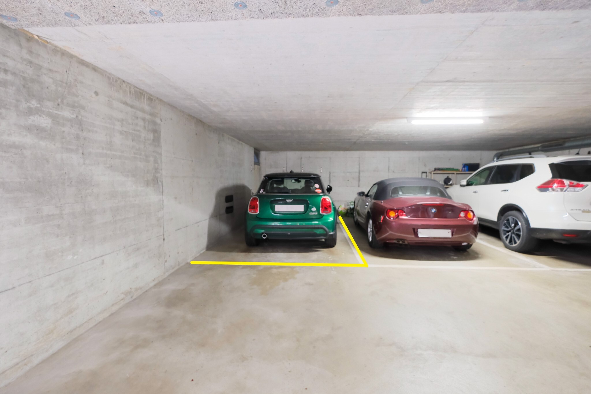 Einstellhallenplatz Einstellhallenplatz