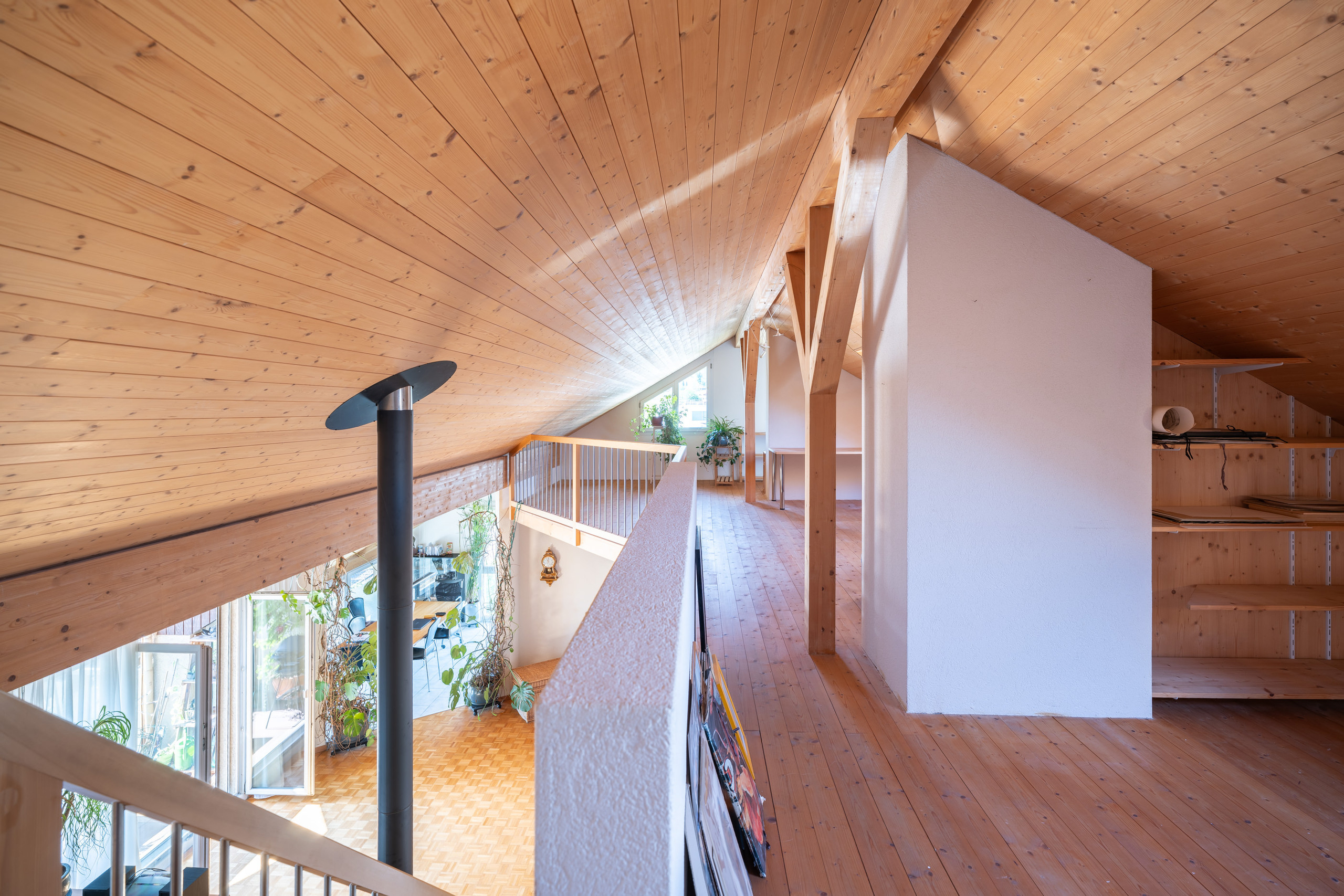 Interior view 10