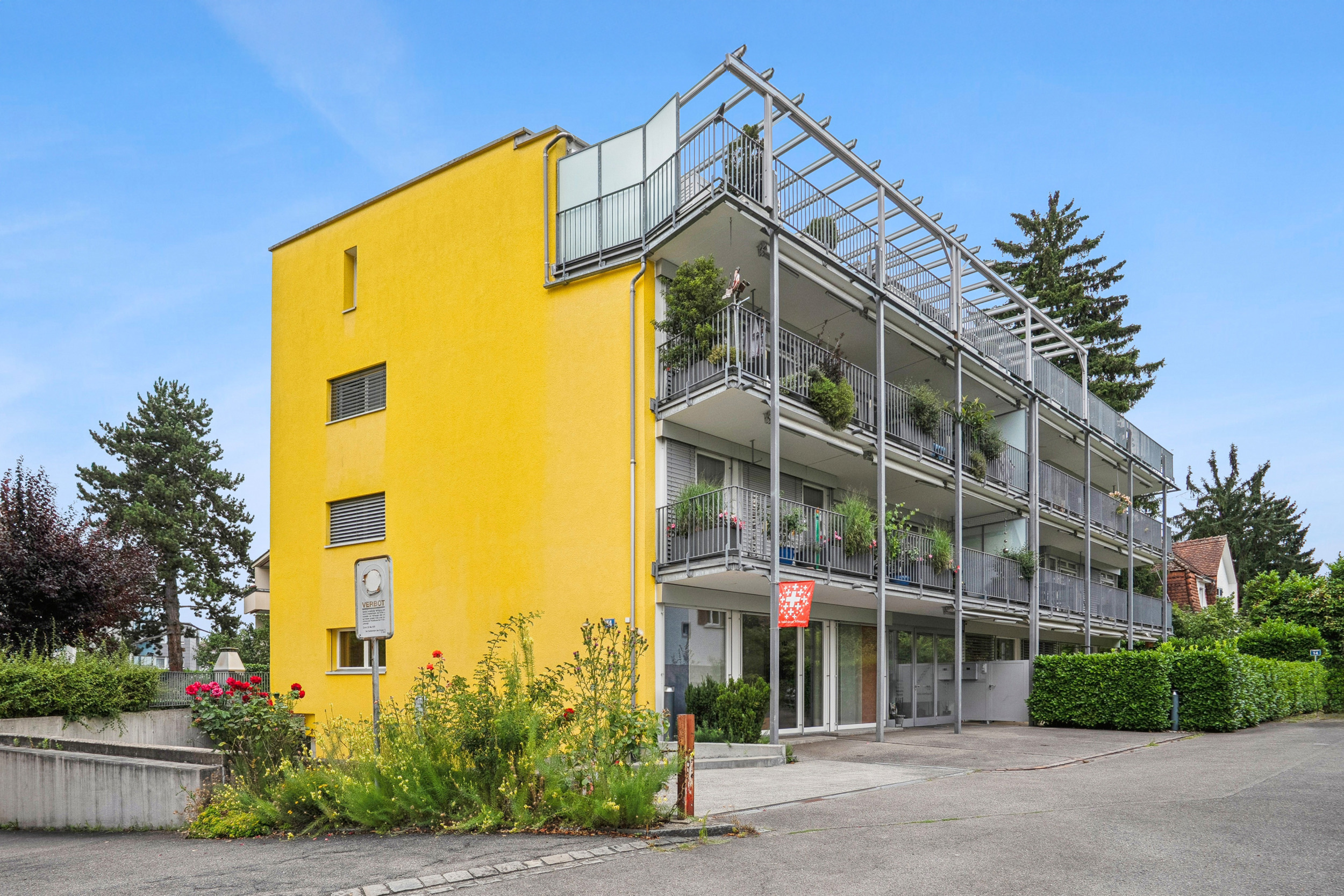 Mehrfamilienhaus