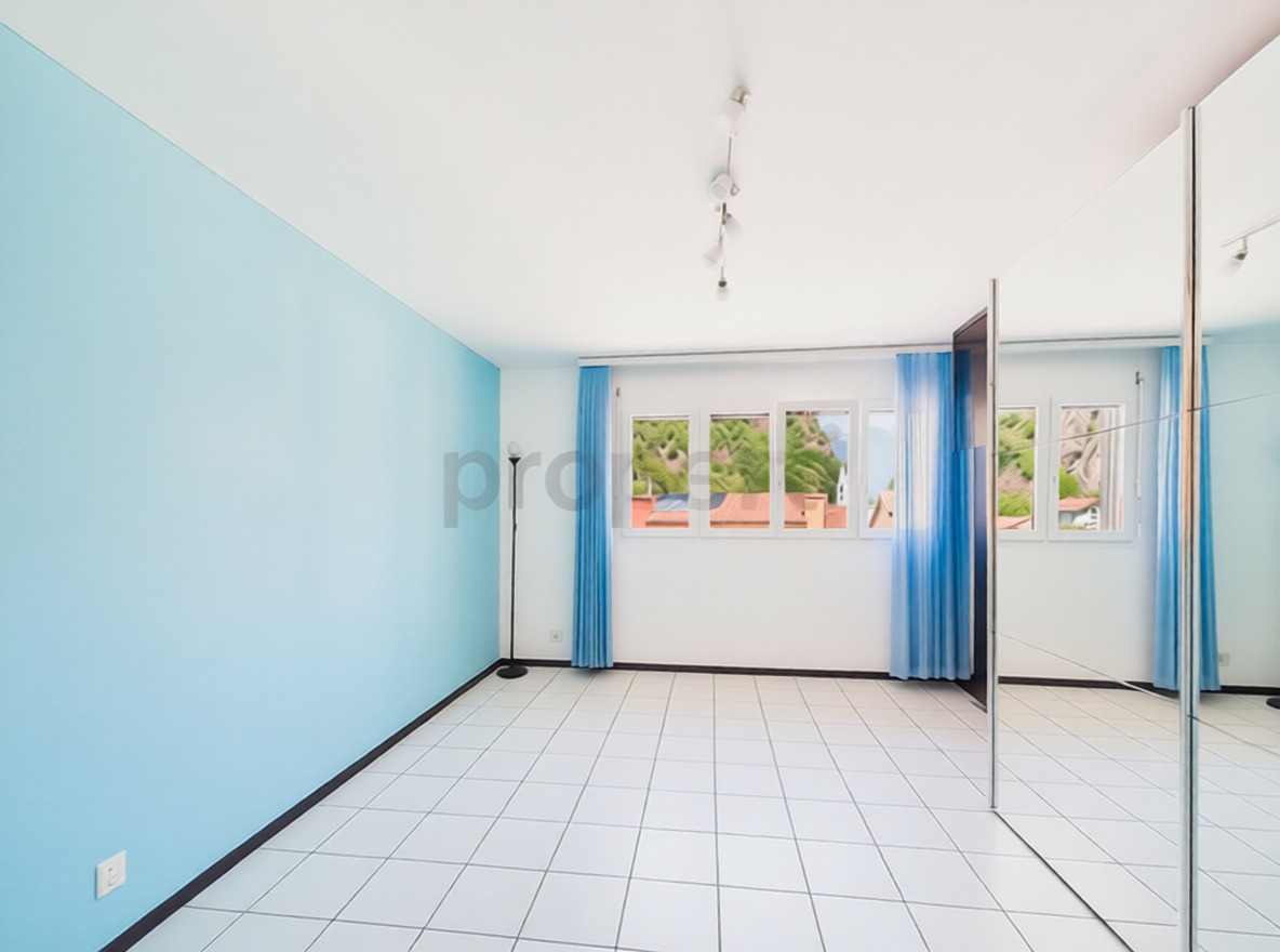 Image 11 Image 11