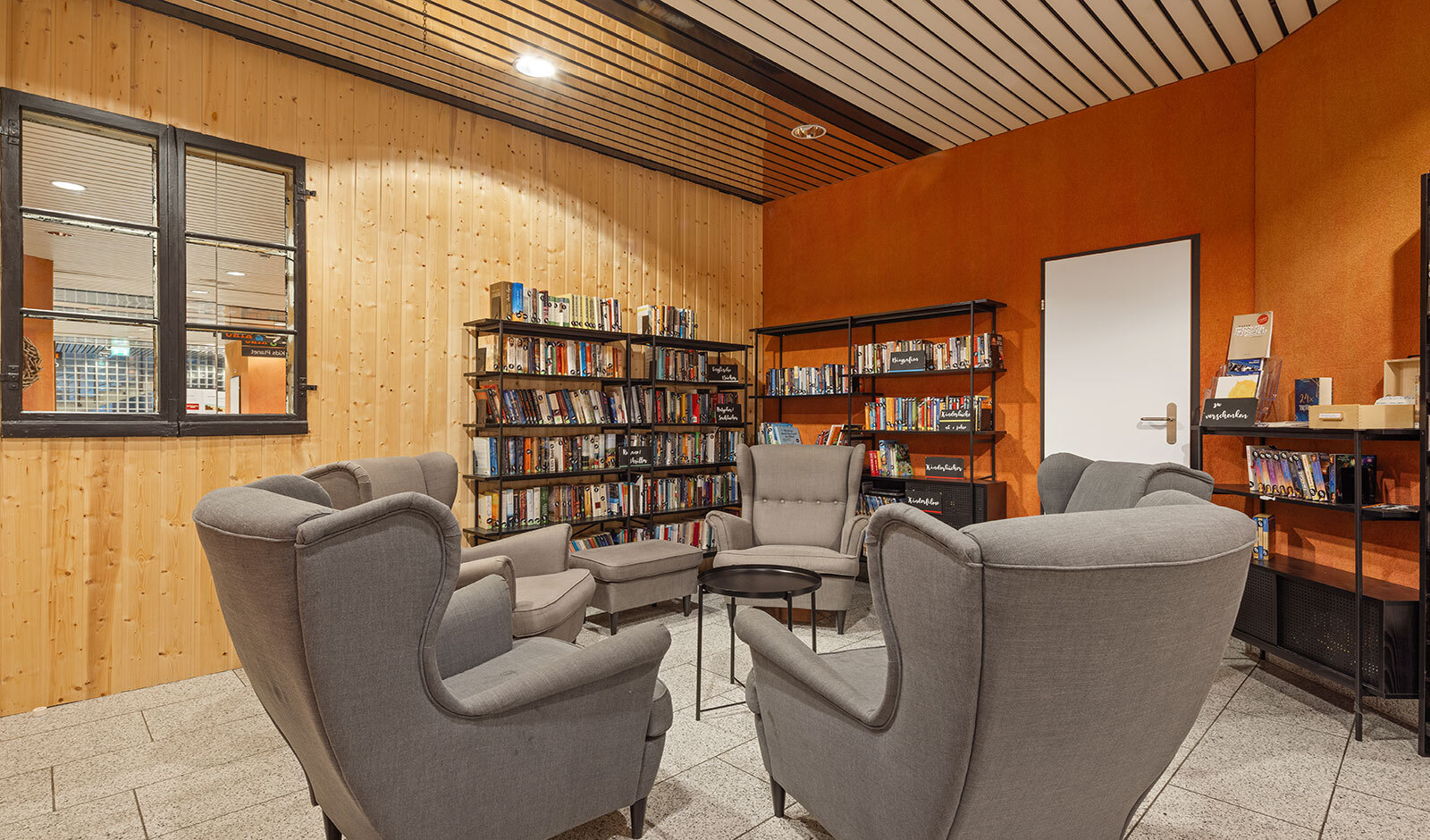 Interior view 3