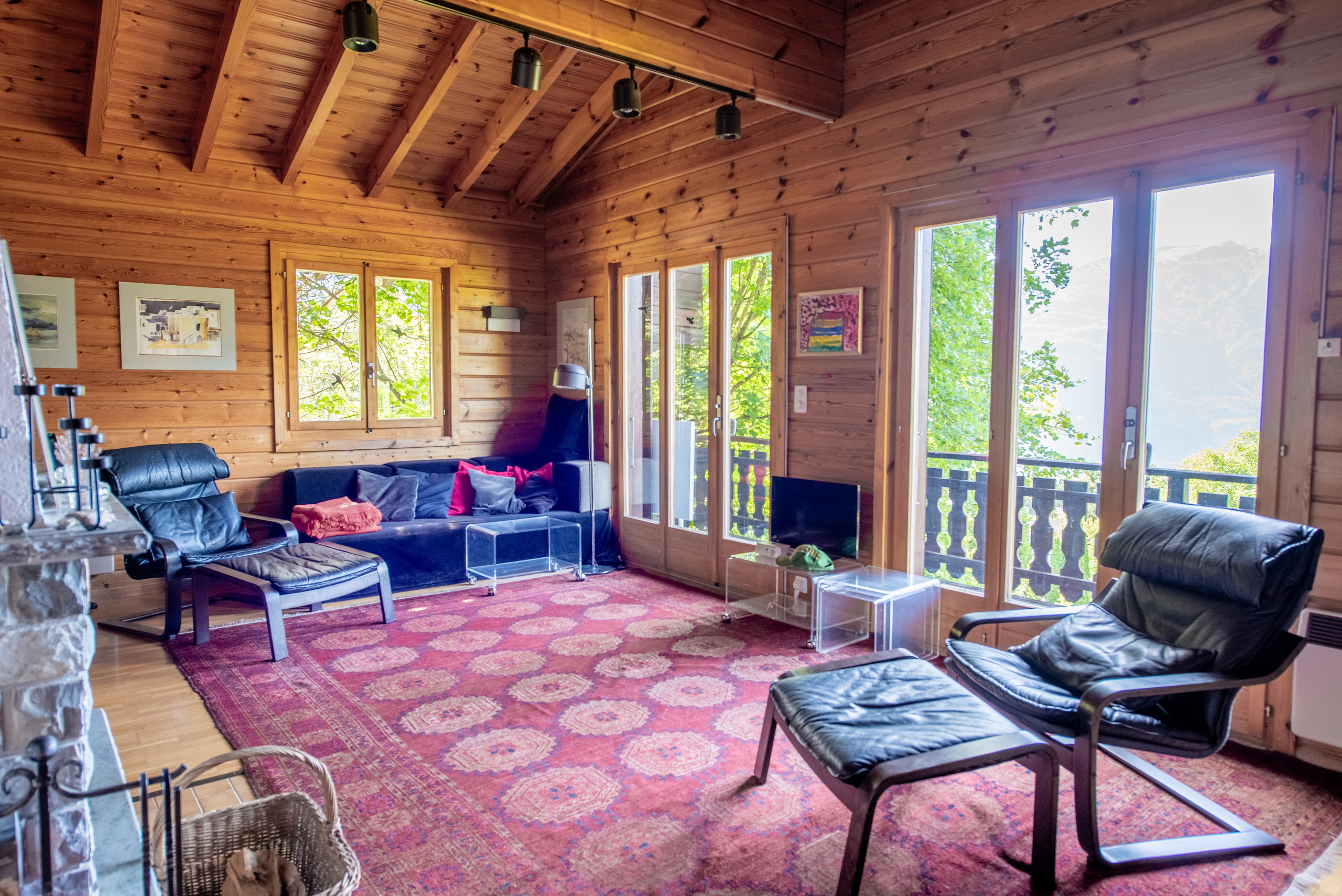 Interior view 1