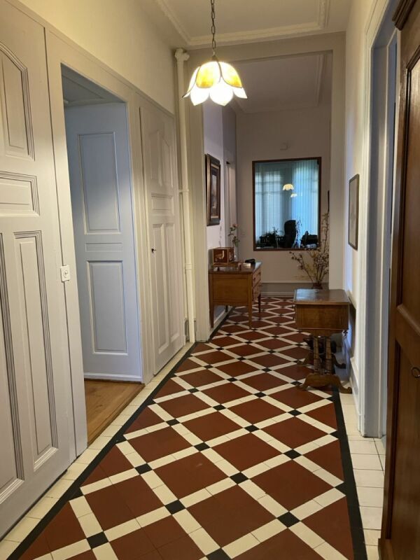 Le corridor principal et son magnifique carelage
