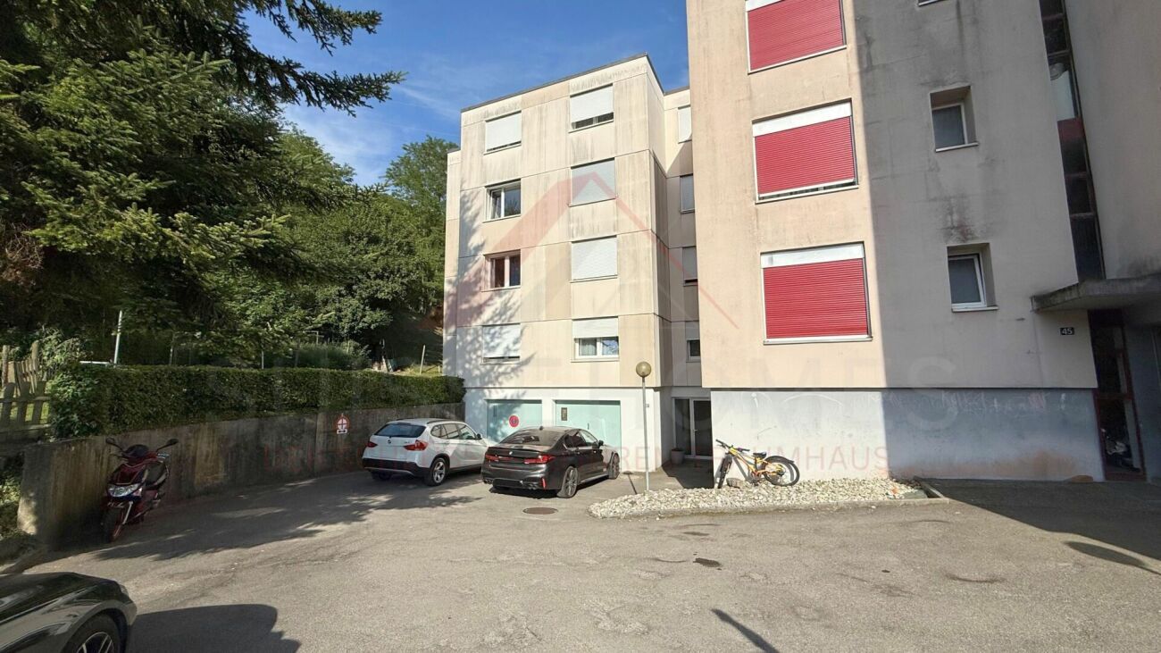 Zufahrt / Parkplatz ? Accès / parking Zufahrt / Parkplatz ? Accès / parking