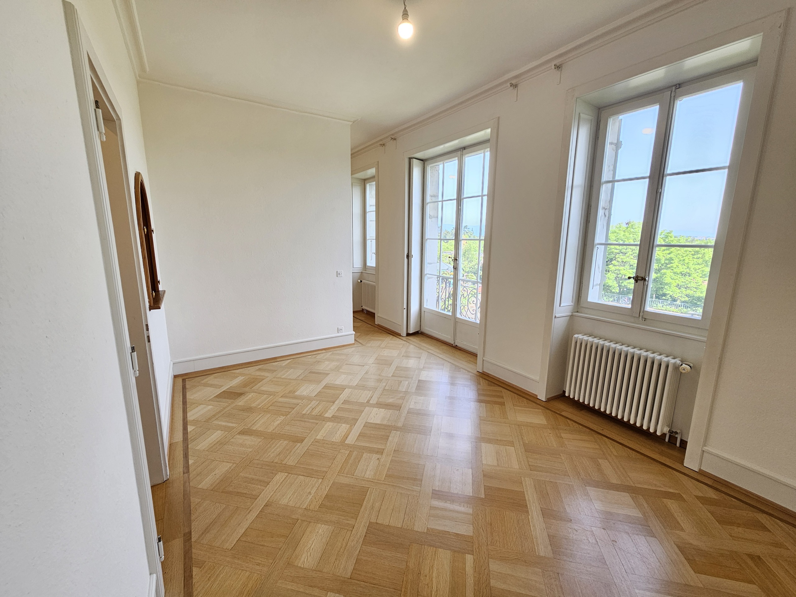 Interior view 4
