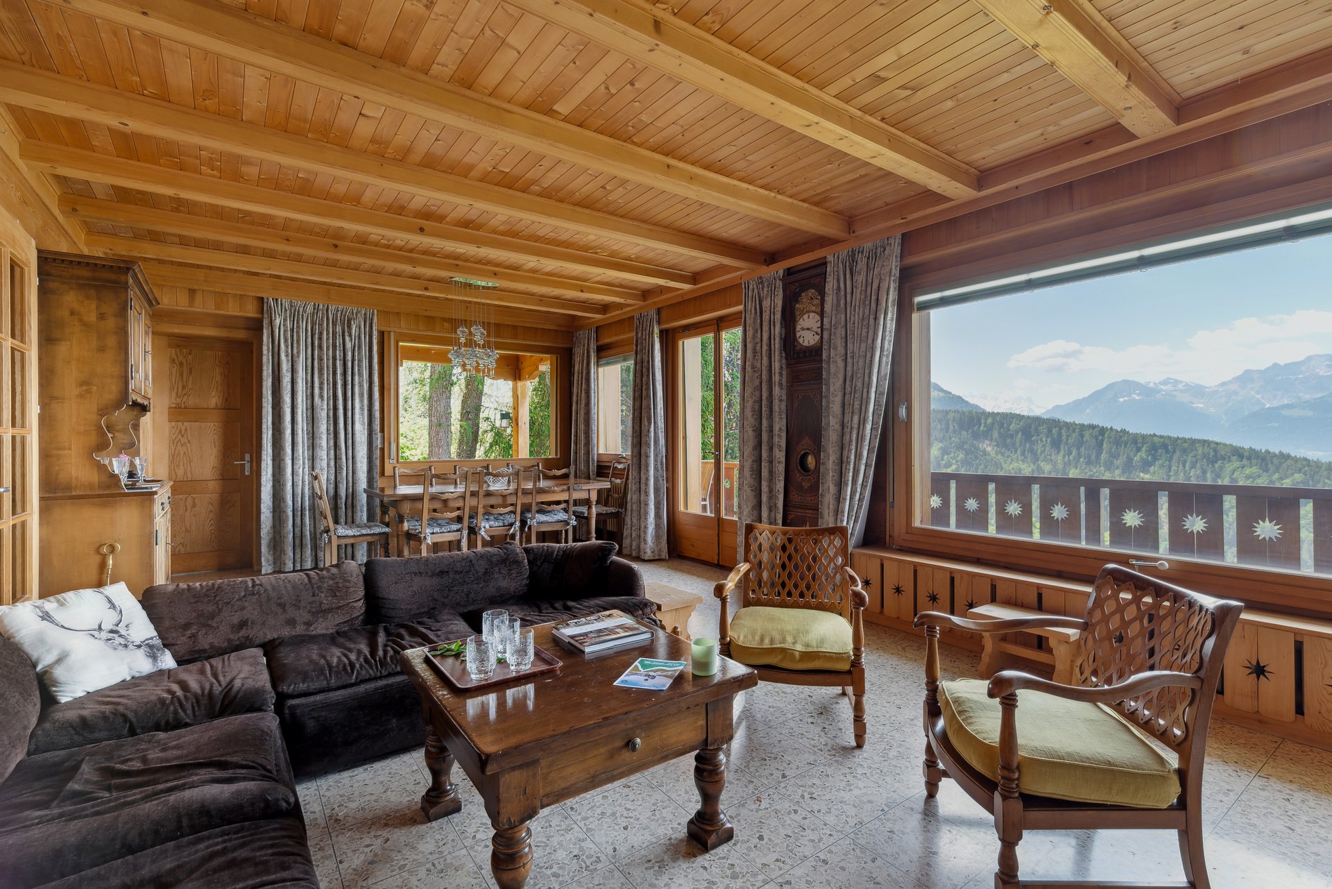 Salon principal Salon principal