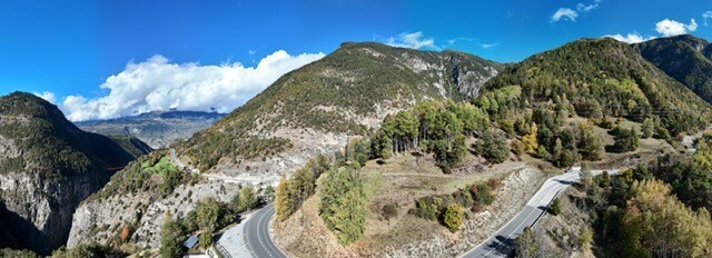 Les Pontis Les Pontis