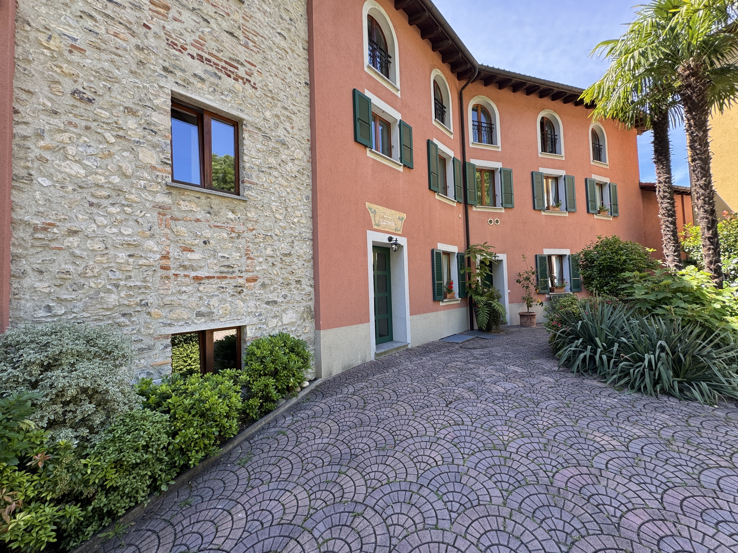 Vista esteriore 3