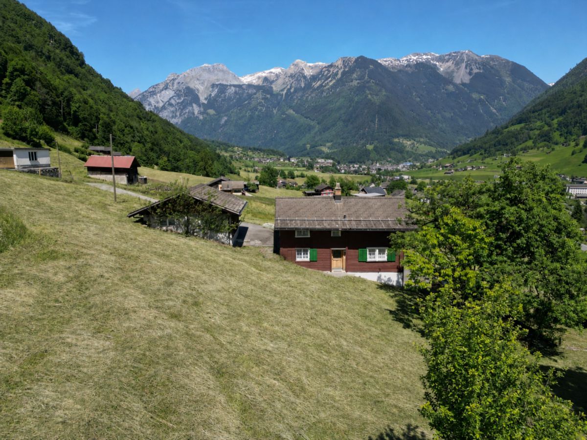 Photo 2