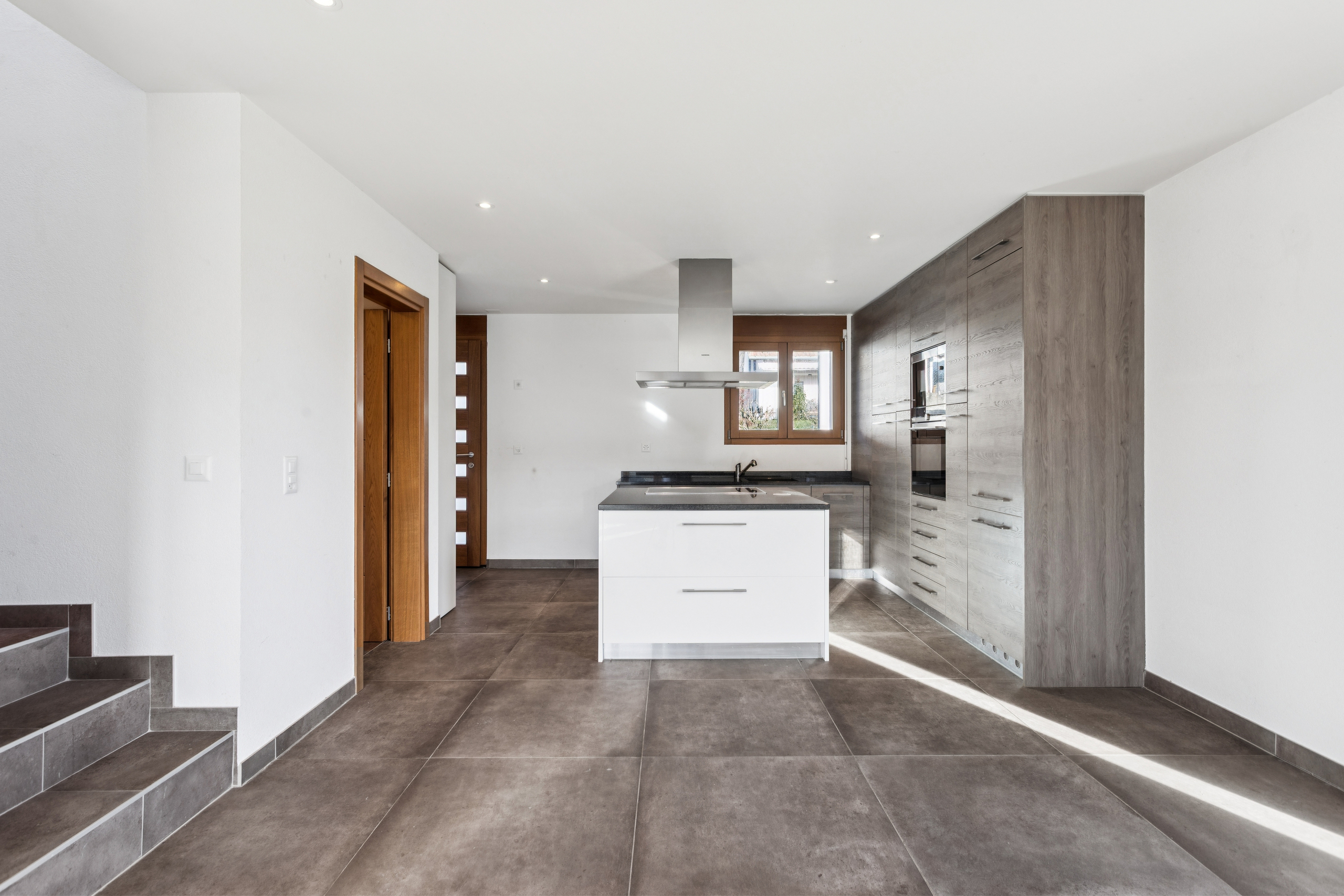 Die Küche und das Esszimmer