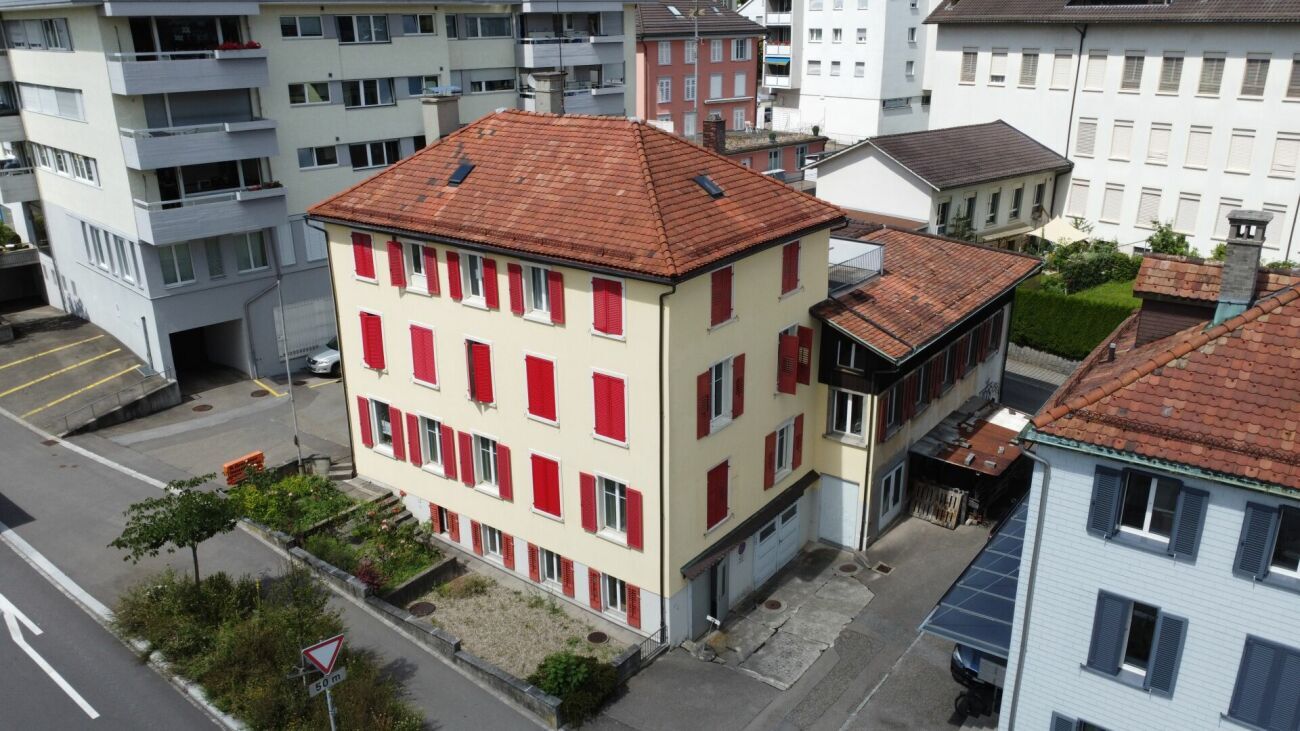 Photo 6