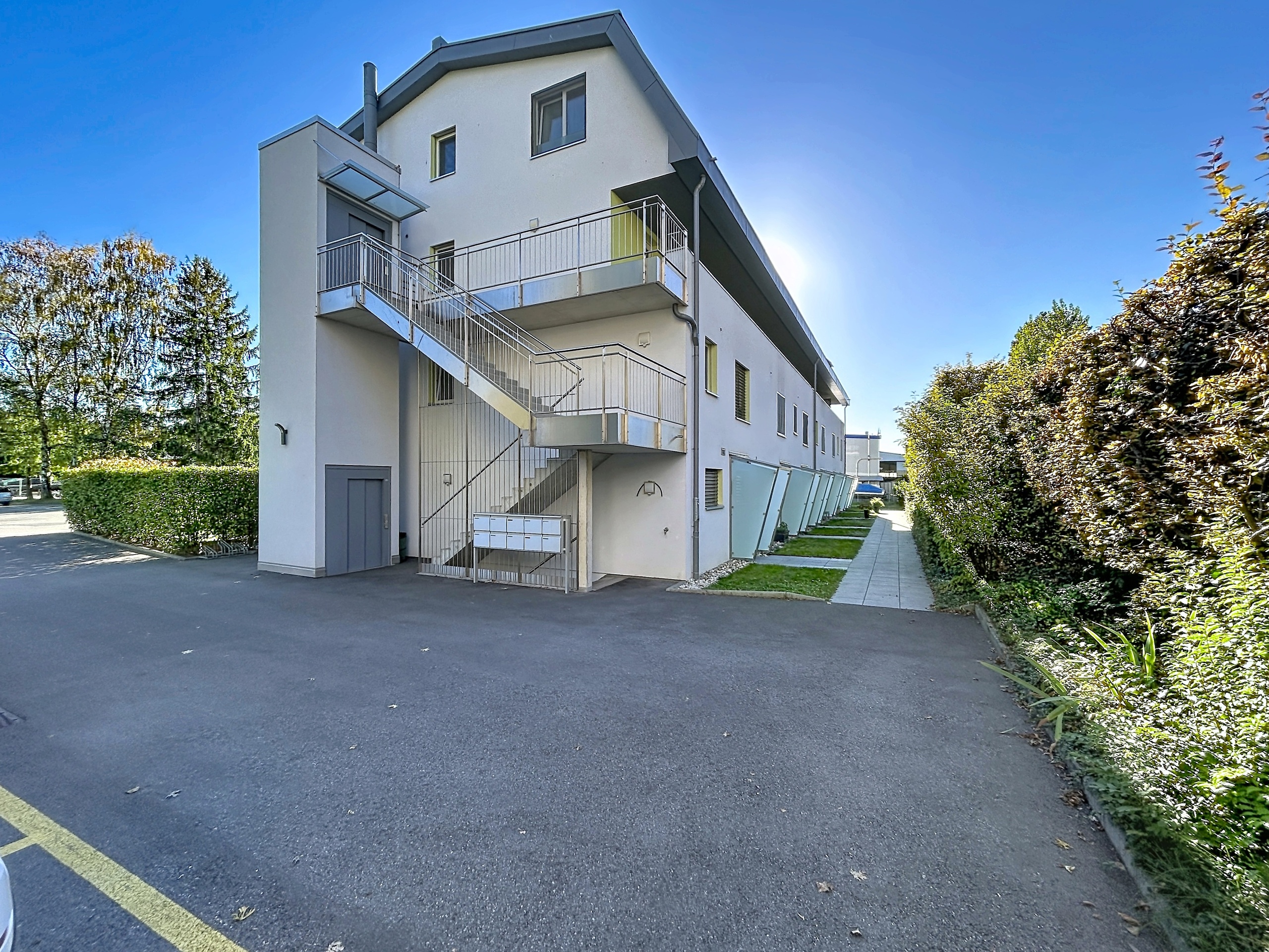 Exterior view 1