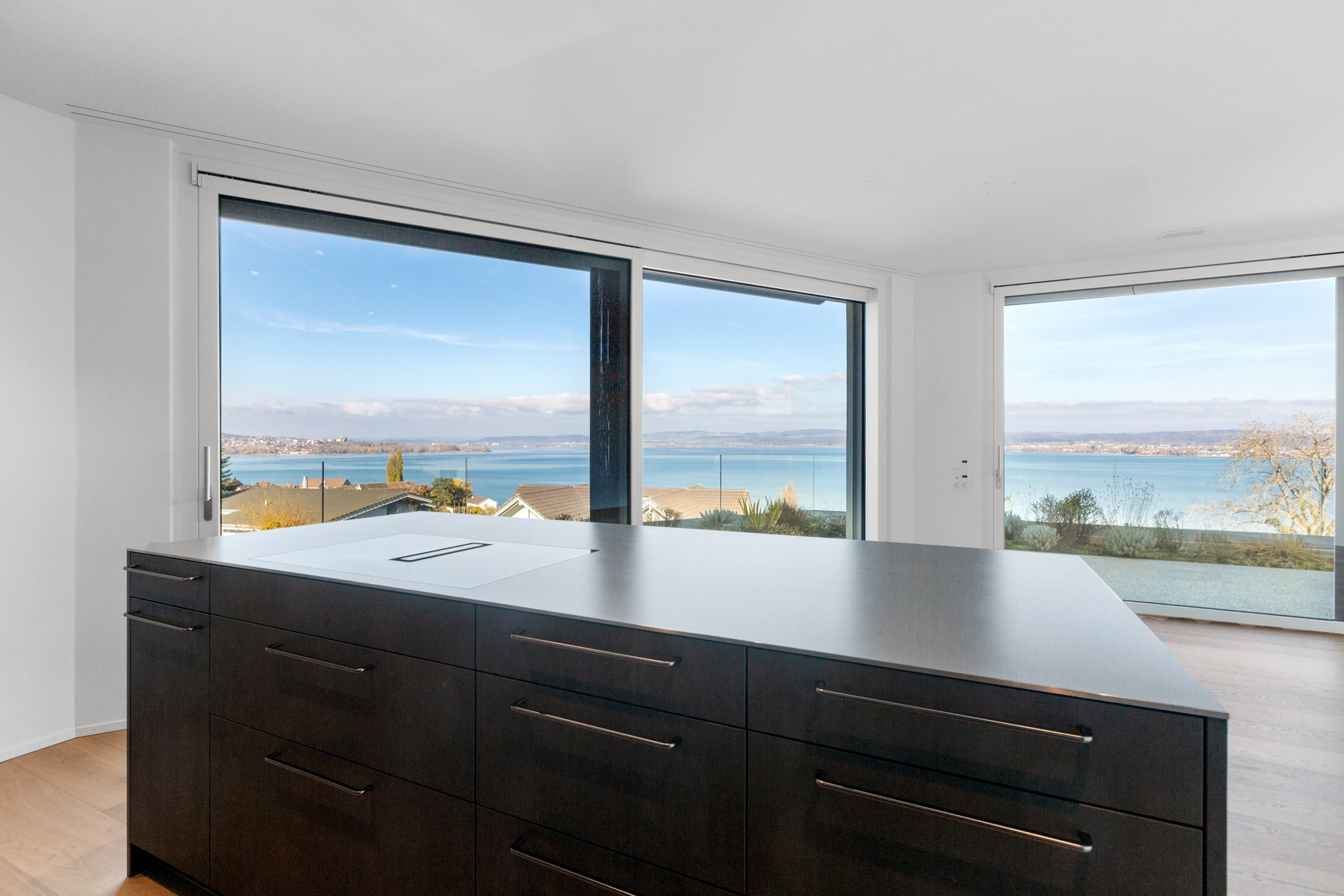 Diese luxuriöse Küche verkörpert Exklusivität und Stil. Diese luxuriöse Küche verkörpert Exklusivität und Stil.